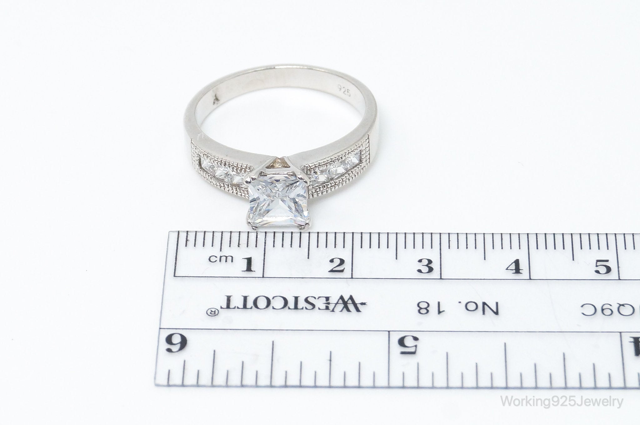 Vintage Cubic Zirconia Sterling Silver Ring - Size 10.25