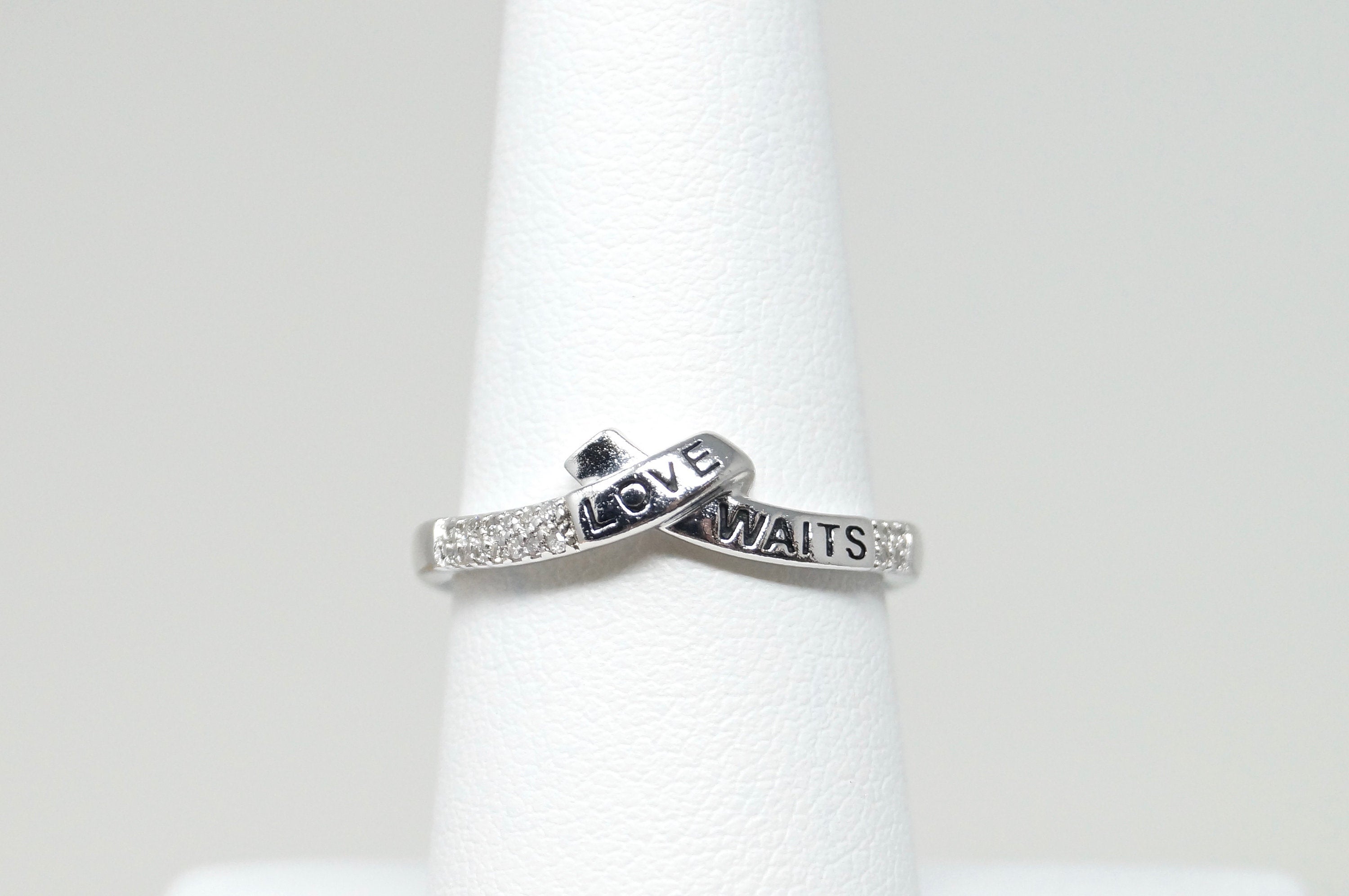 Beautiful "Love Waits" Unity Promise Ring Cz Sterling Silver Sz 7