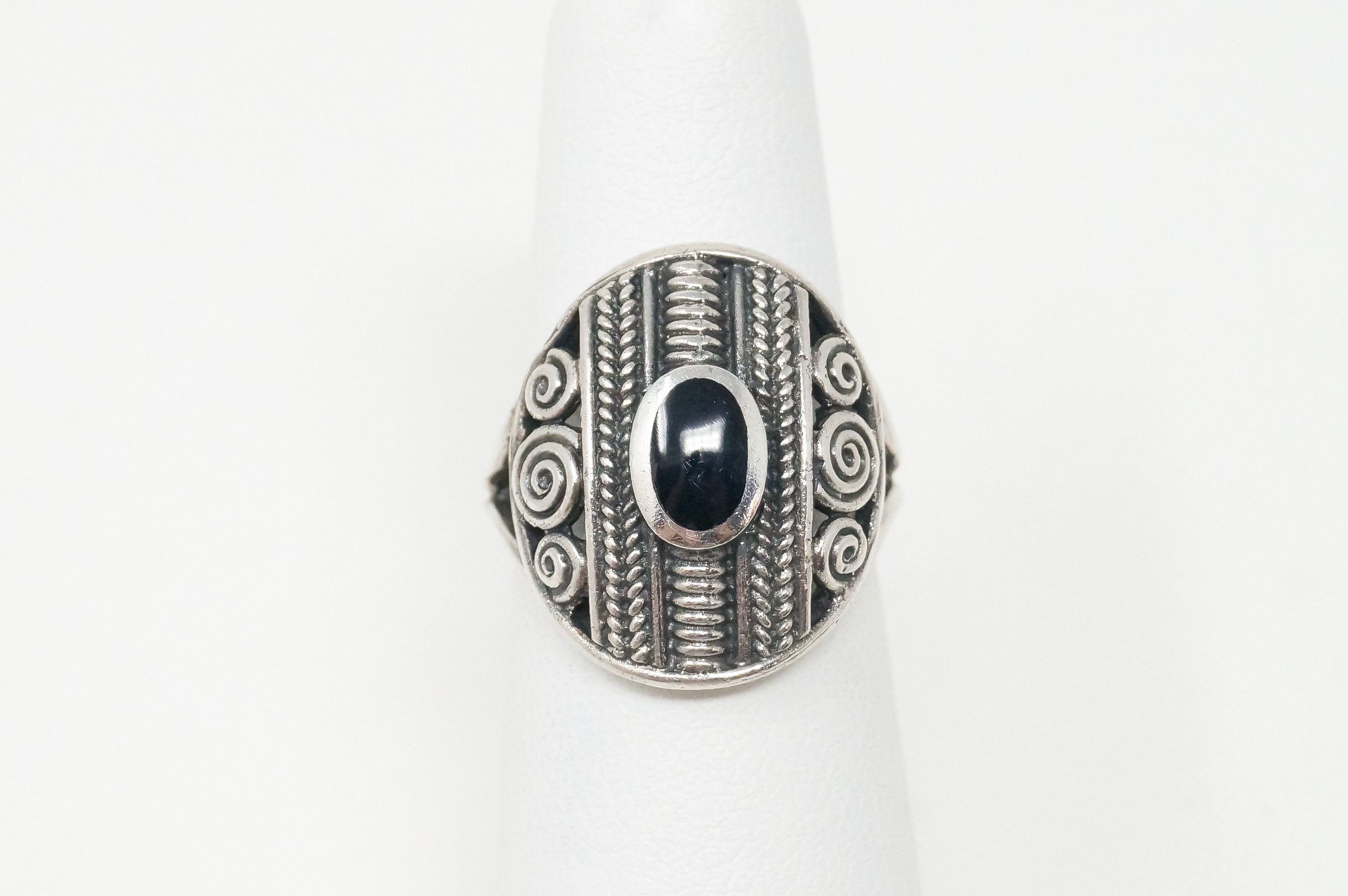 Vintage Designer WOODS Black Onyx Scroll Sterling Silver Ring - Sz 4.5