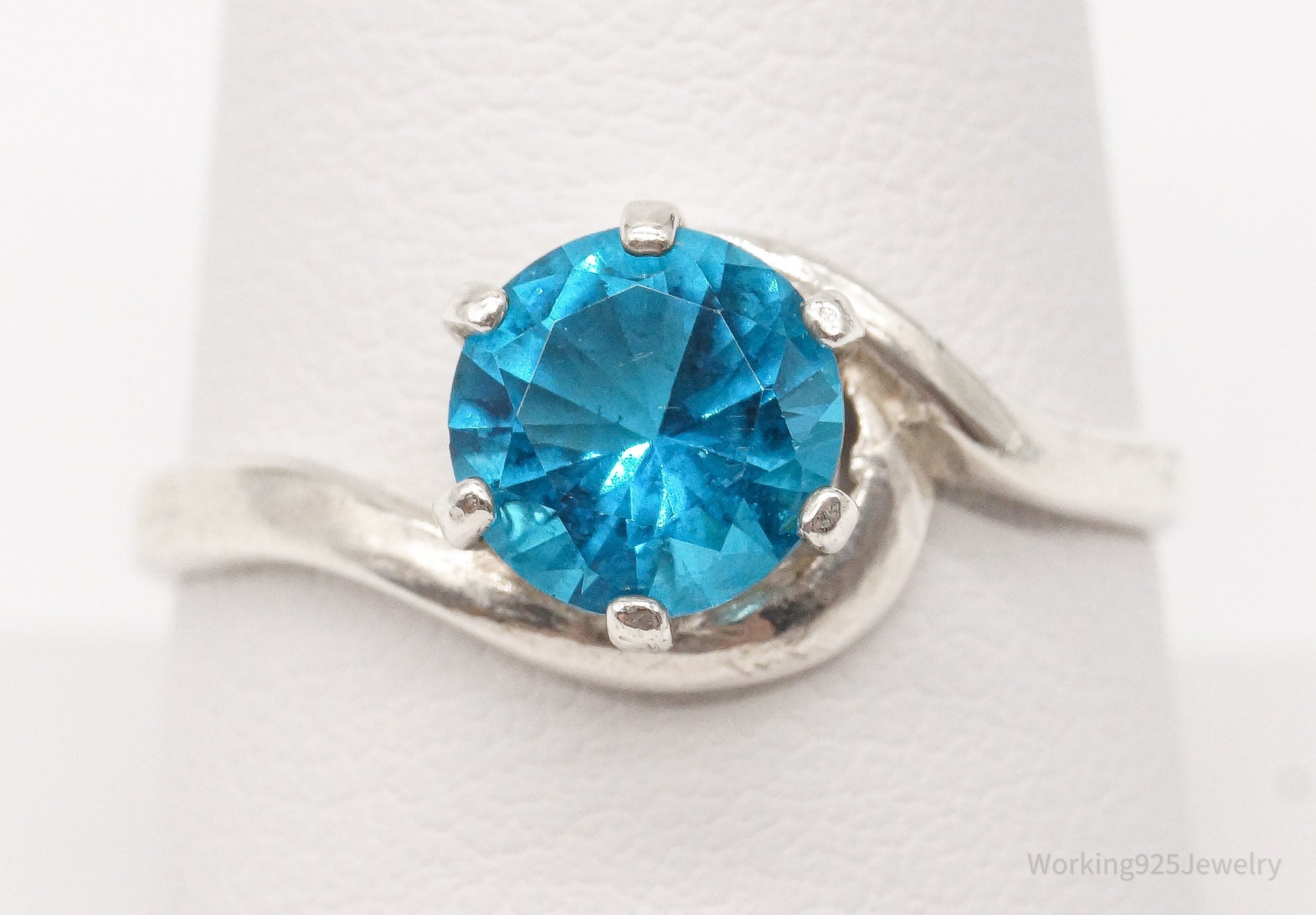 Vintage Blue Topaz Sterling Silver Ring - Size 9