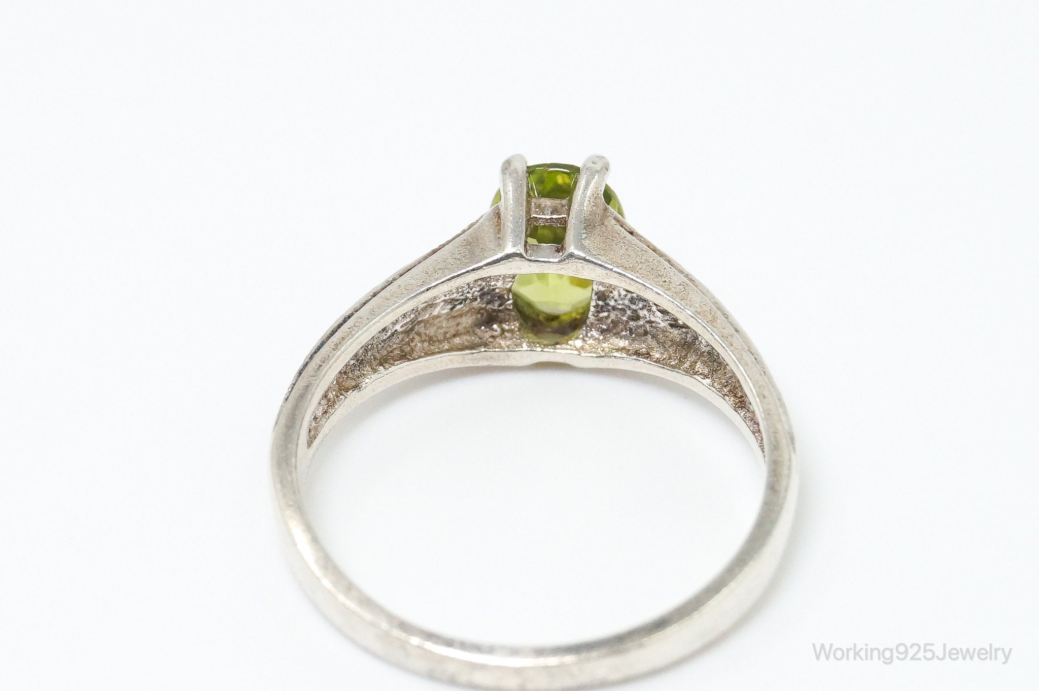 Vintage Green Peridot Sterling Silver Ring - Size 9