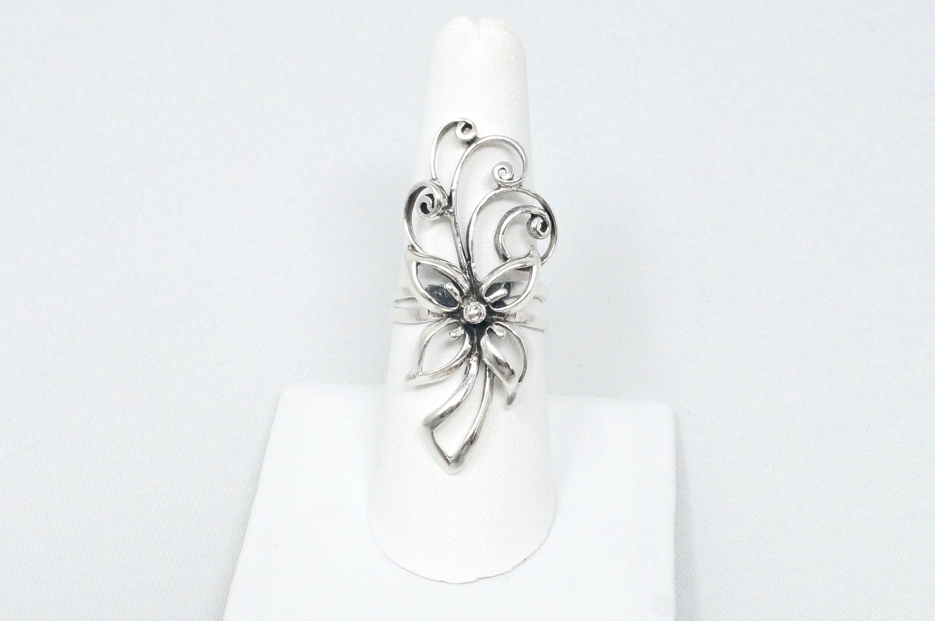 Vintage Elegant Floral Motif Swirl Sterling Silver Statement Ring Sz 7.5