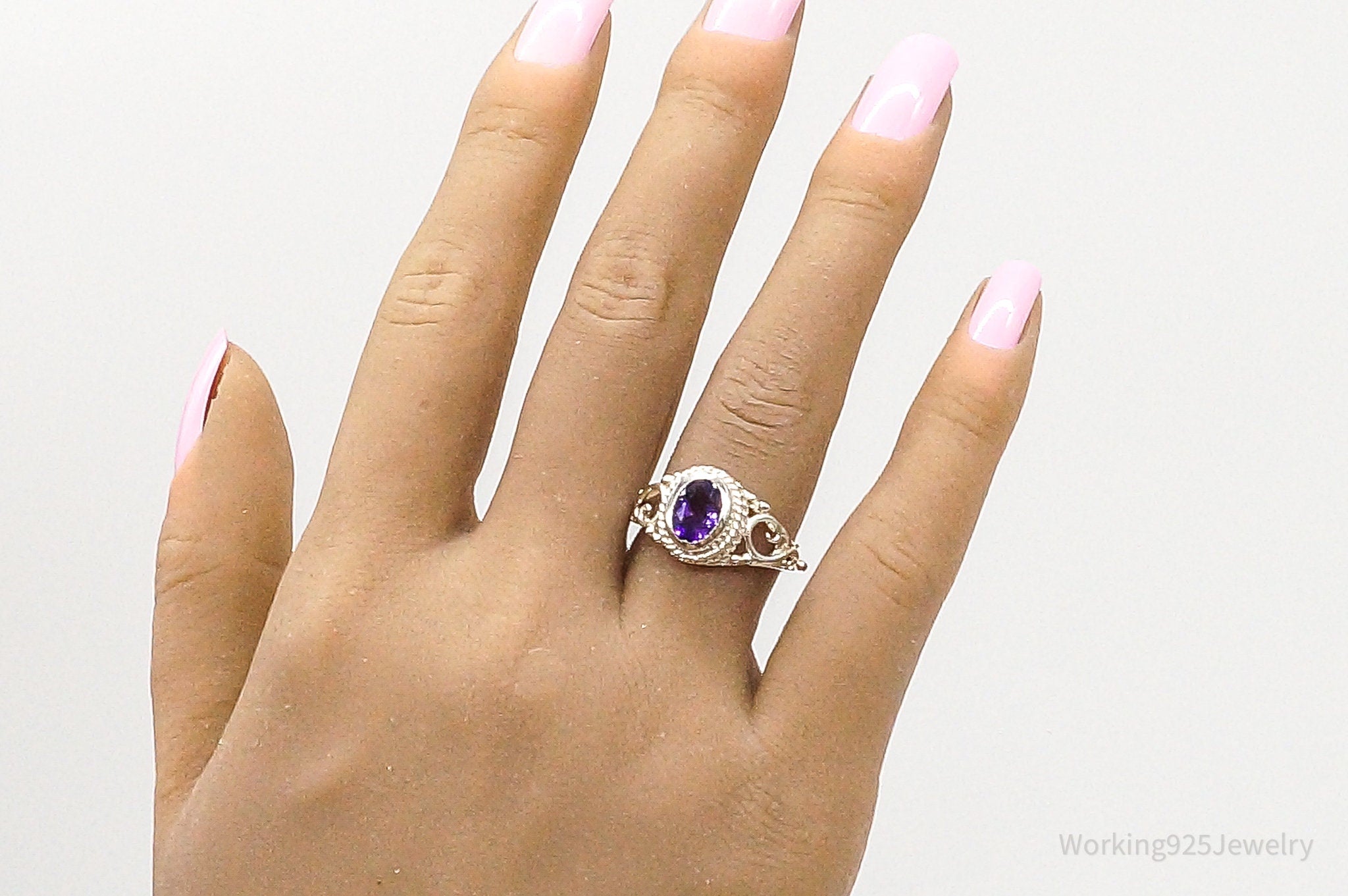 Vintage Amethyst Sterling Silver Ring - Size 7