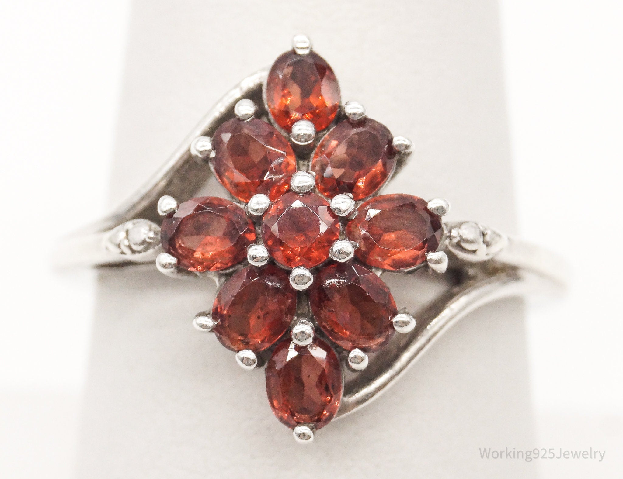 Vintage Garnet Sterling Silver Ring - Size 7.75