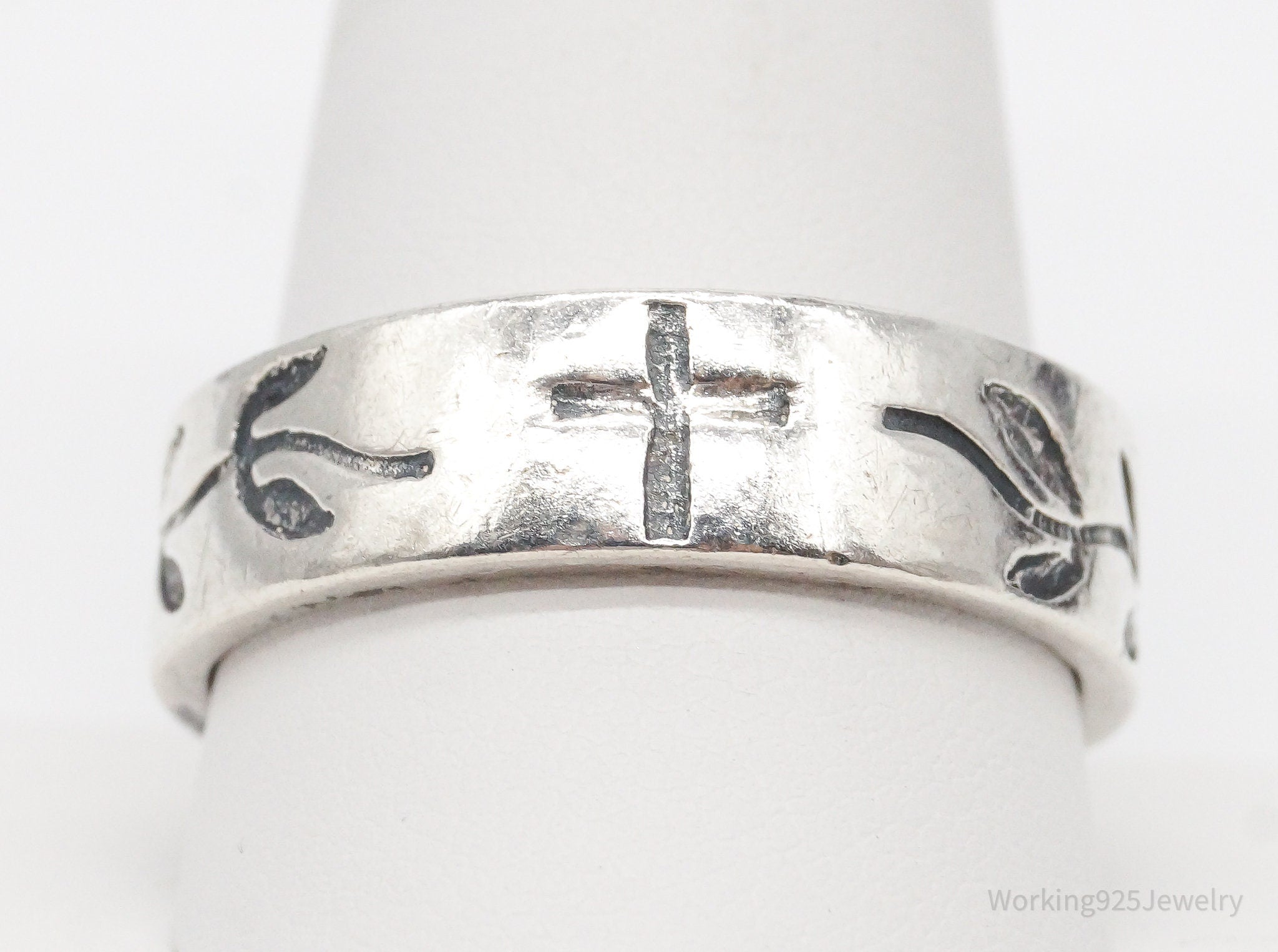 Vintage Cross Sterling Silver Band Ring - Size 11.75