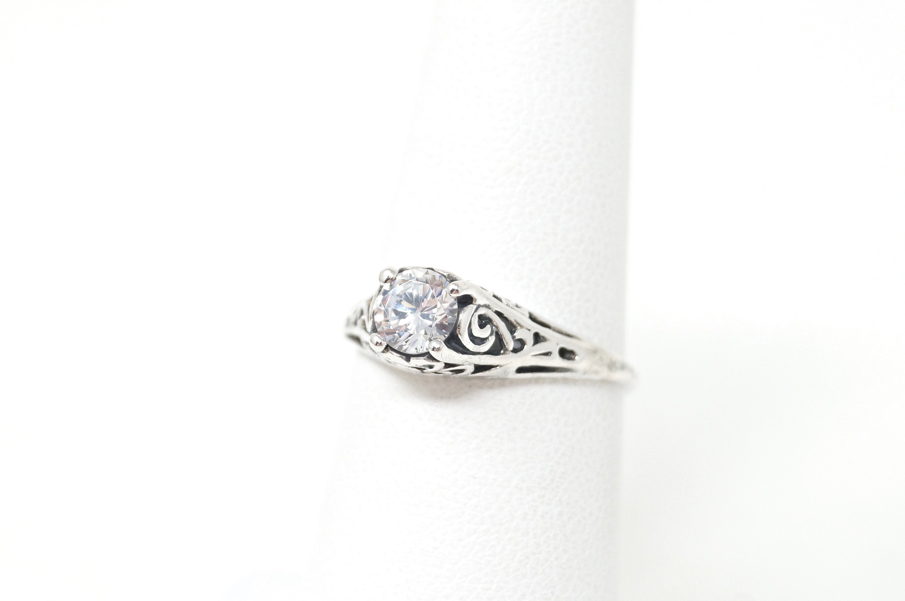 Vintage KABANA CZ Stone Filigree Scroll Swirl Love Sterling Silver Ring - Size 6