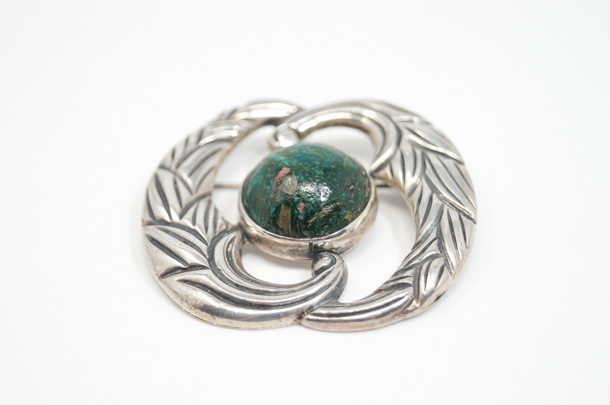 RARE Vintage Taxco LOS CASTILLO Green Stone Sterling Silver Modernist Brooch Pin