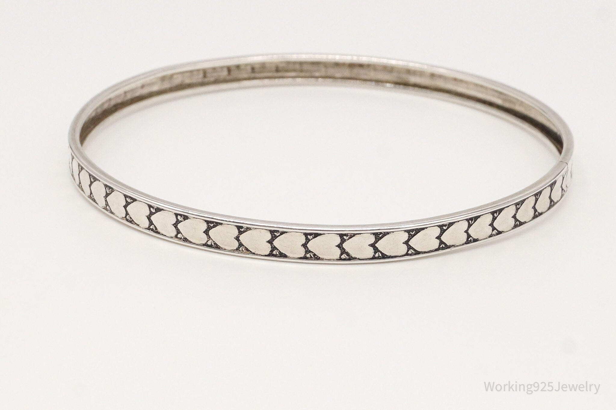 Antique Hearts Pattern Sterling Silver Bangle Bracelet