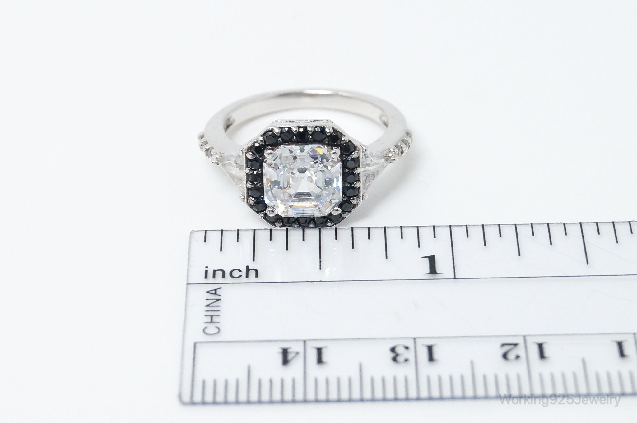 Vintage Cubic Zirconia Black Onyx Sterling Silver Ring - Size 6