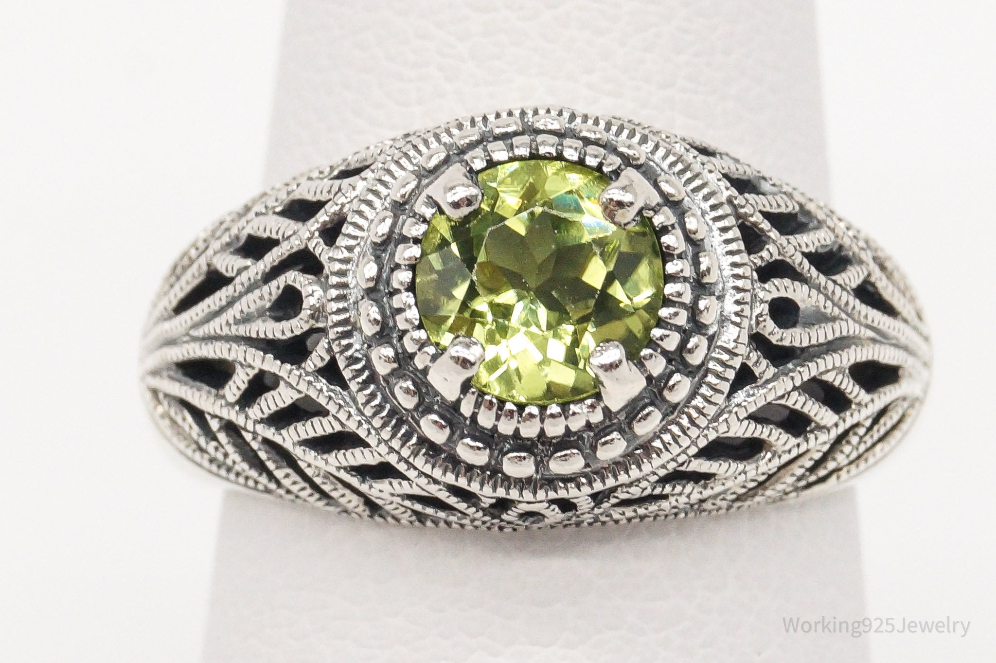 Vintage CNA Peridot Filigree Sterling Silver Ring - Size 6