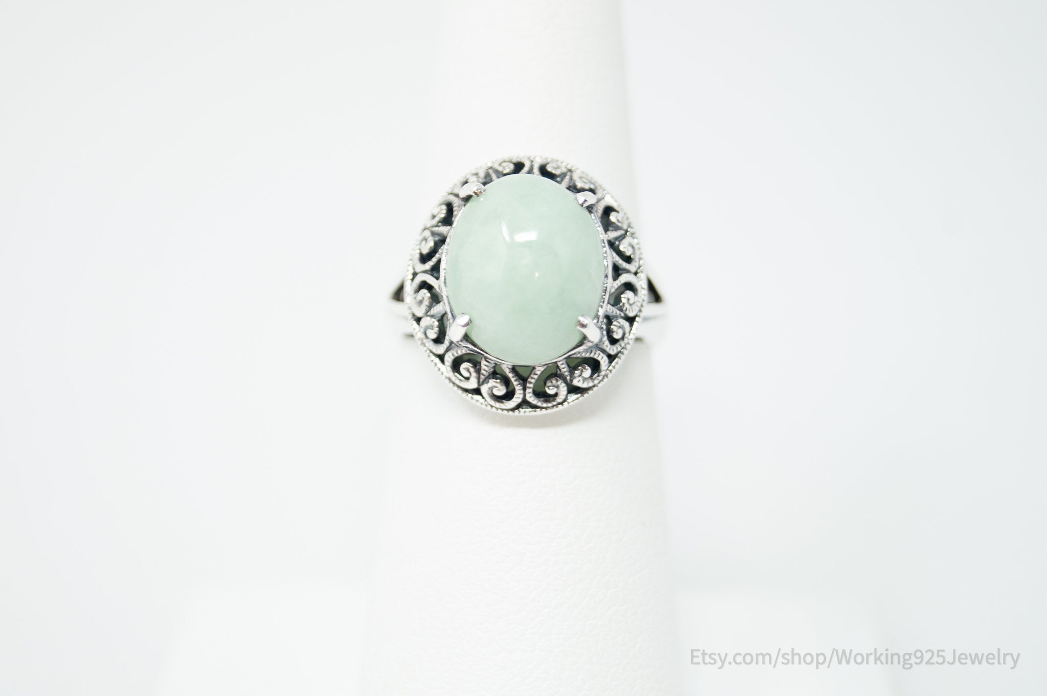 Vintage Deco Style Green jadeite Swirl Scroll Sterling Silver Ring - Size 6