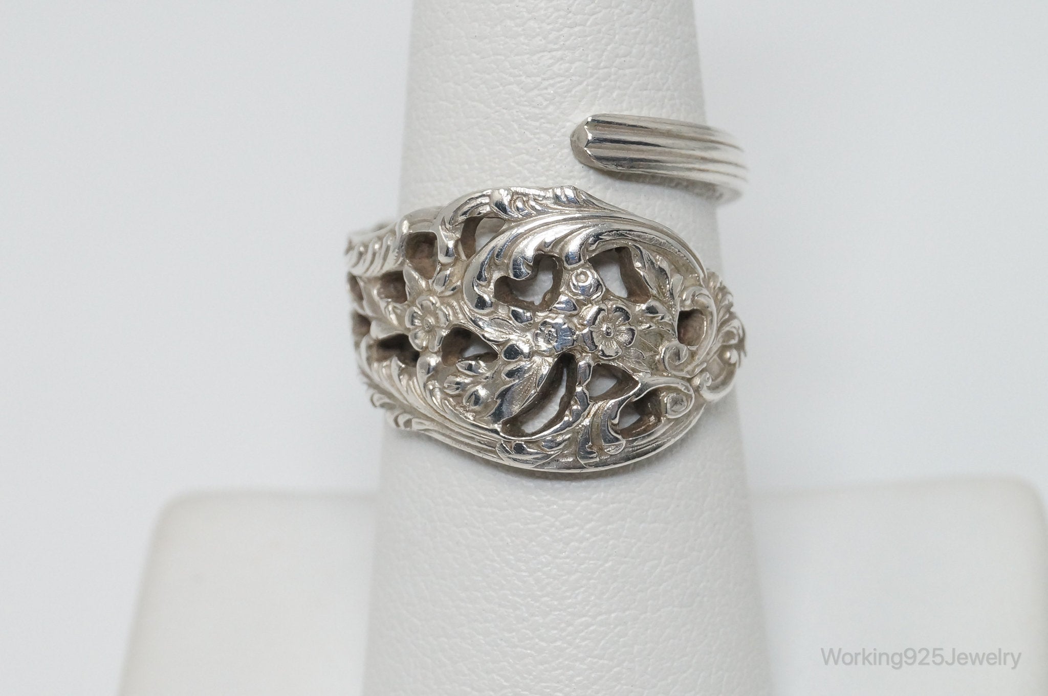 Antique Reed & Barton Floral Repousse Sterling Silver Spoon Ring SZ 6.5