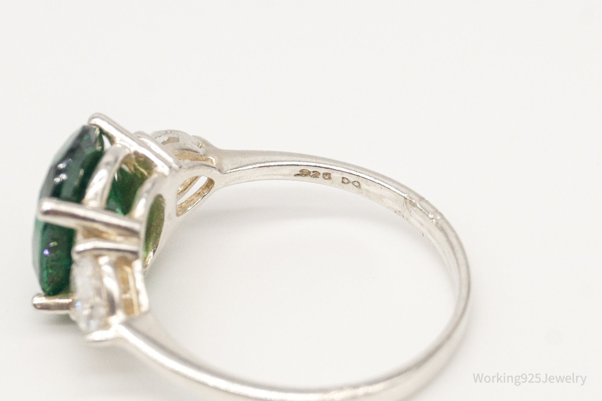 Vintage Green & White Cubic Zirconia Sterling Silver Ring - Size 7