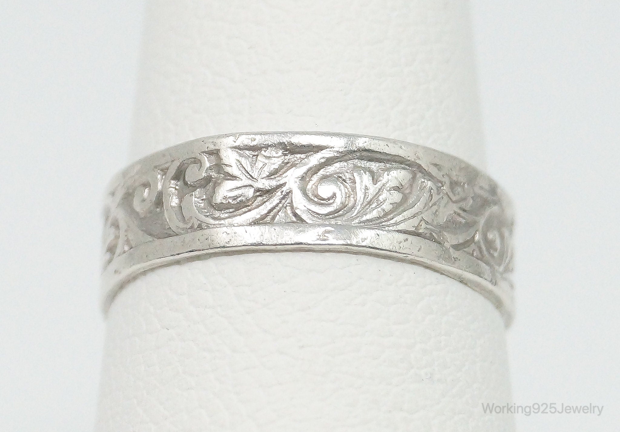 Antique Uncas MFG Co Floral Motif Sterling Silver Band Ring - Size 4