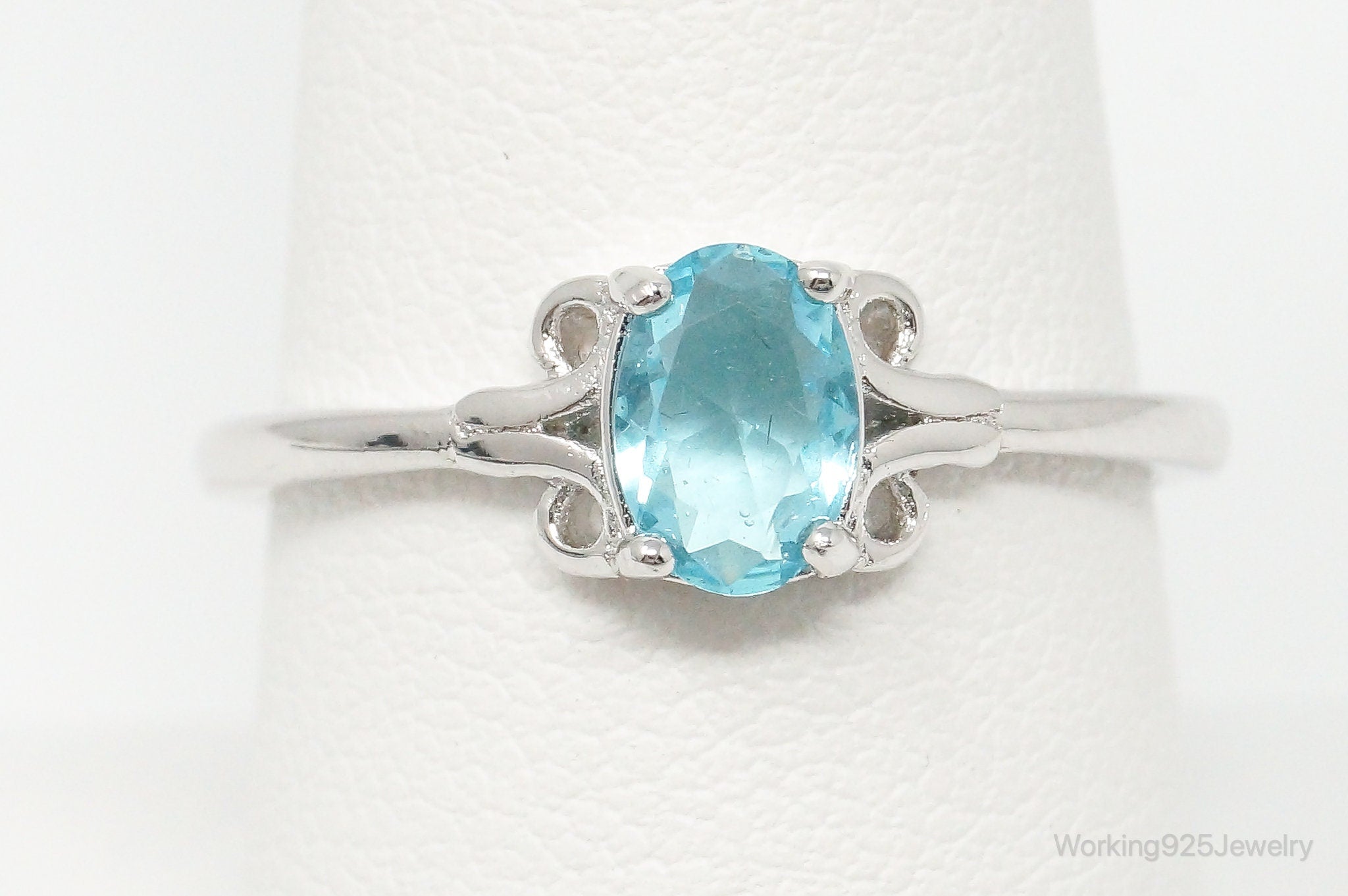 Blue Topaz Sterling Silver Ring - Size 8.75