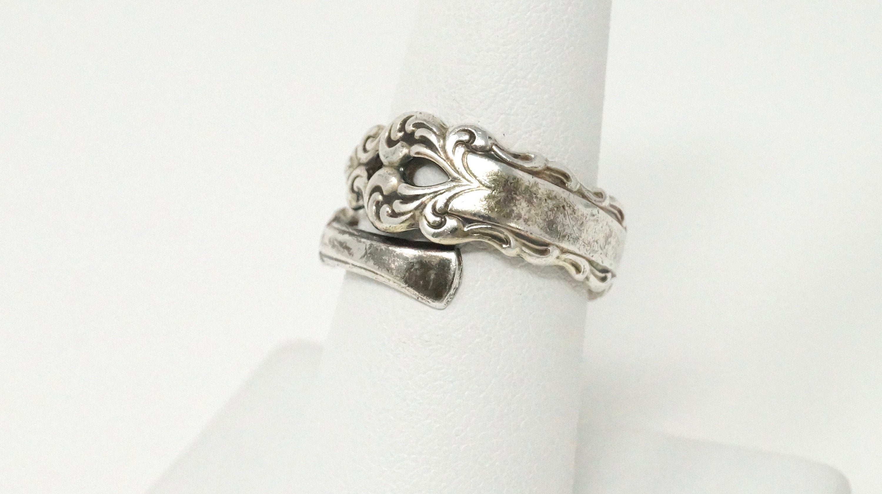 Vintage International Floral Wrap Spoon Sterling Silver Spoon Ring - Size 8