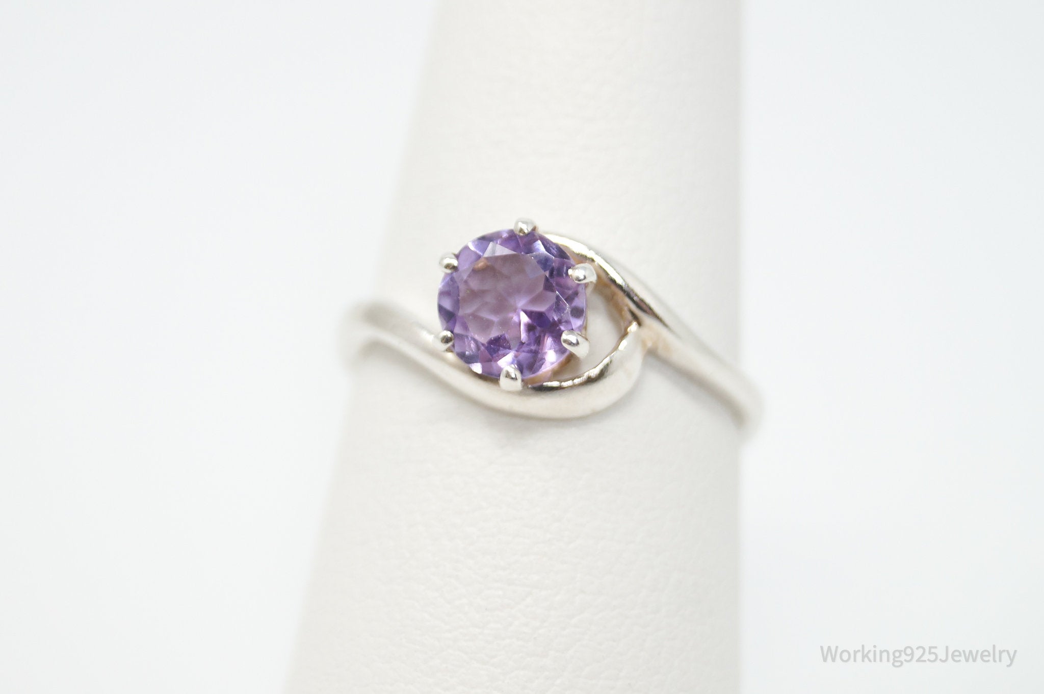 Vintage Amethyst Sterling Silver Ring - Sz 6.25