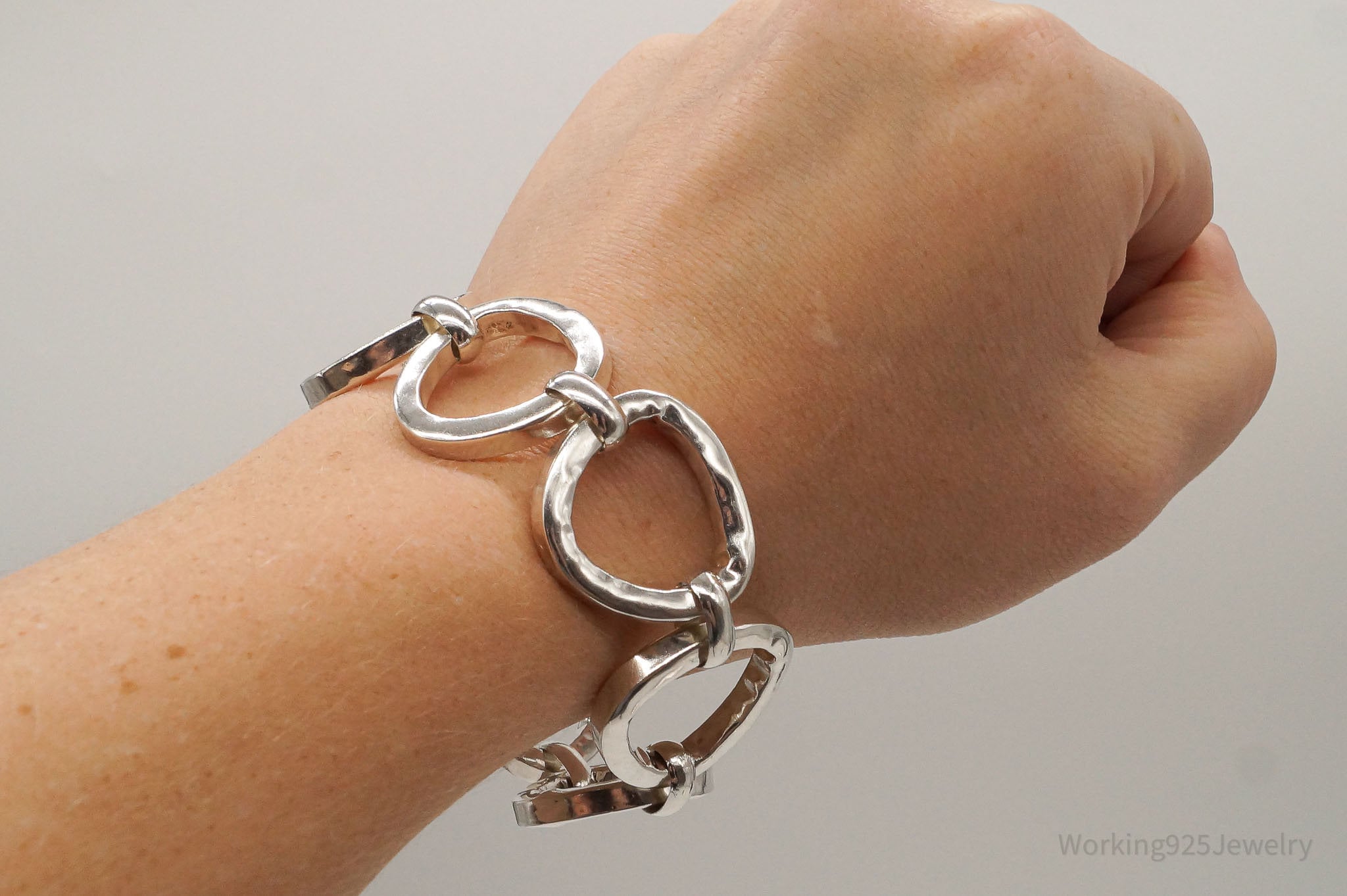 Designer Silpada "Silver Rush" Hammered Link Sterling Silver Toggle Bracelet