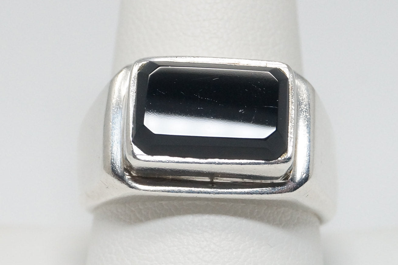 Vintage Black Onyx Art Deco Style Sterling Silver Ring - Size 10