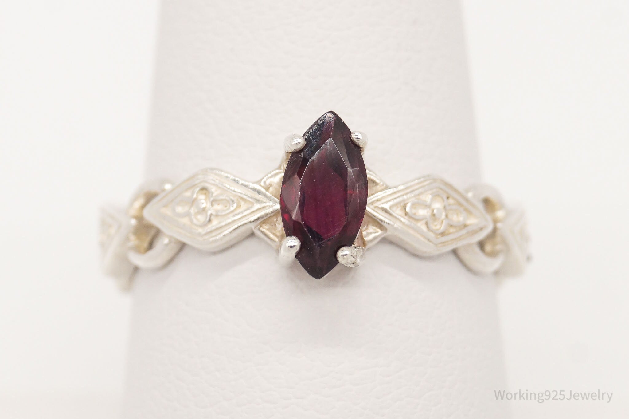 Vintage Avon Rhodolite Garnet Sterling Silver Ring - Size 9