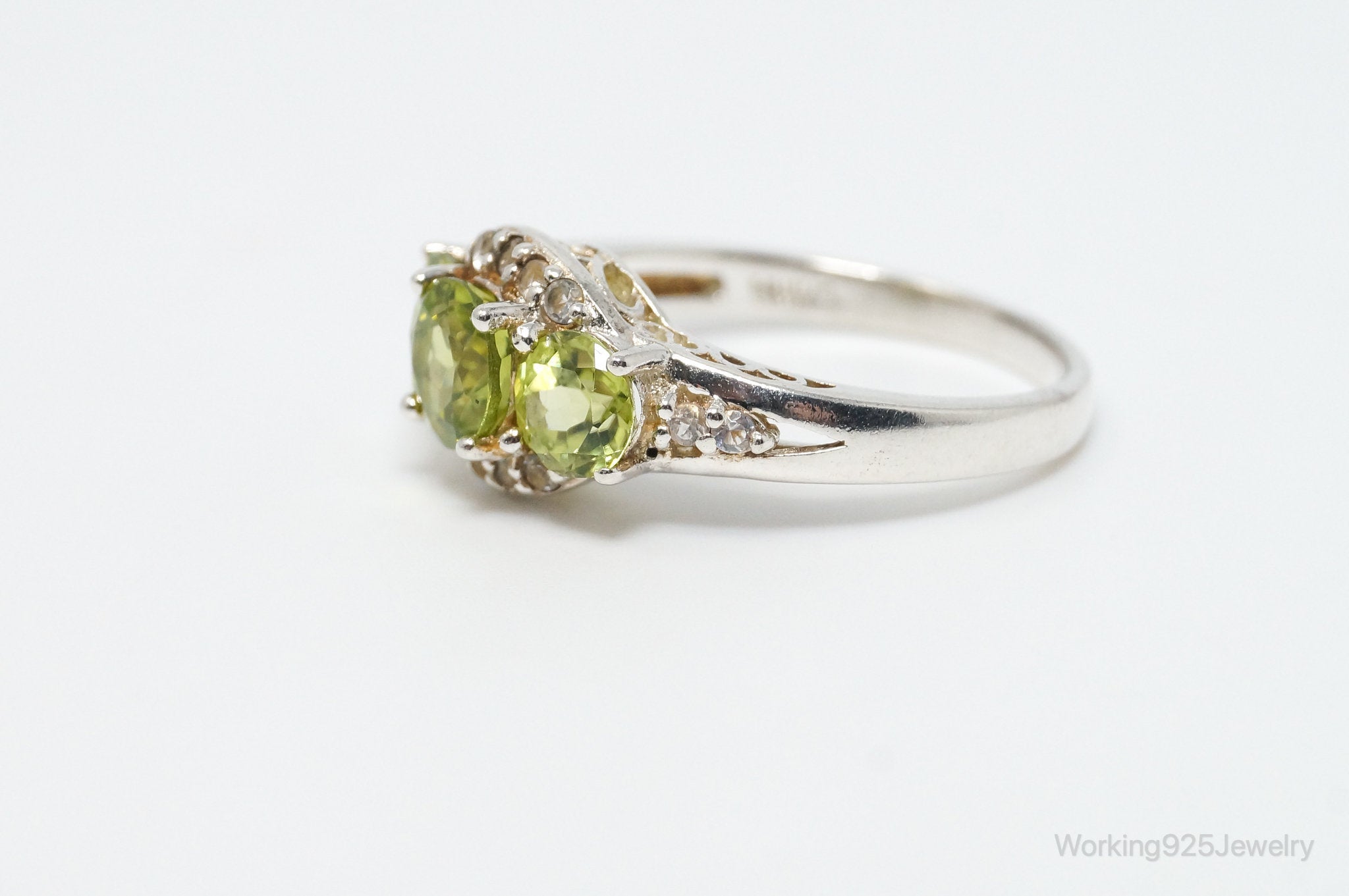 Vintage Designer HT Peridot Cubic Zirconia Sterling Silver Ring - Size 7.75