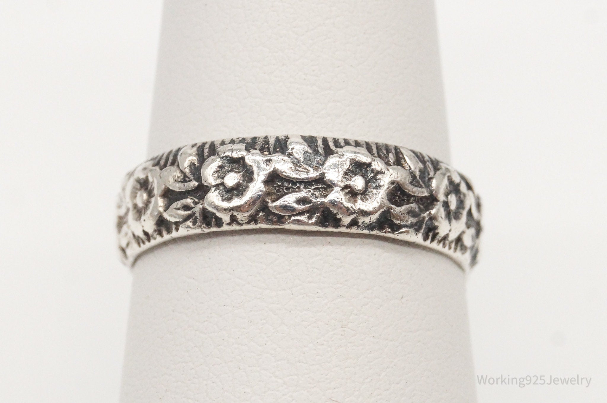 Vintage Flowers Sterling Silver Band Ring - Size 7