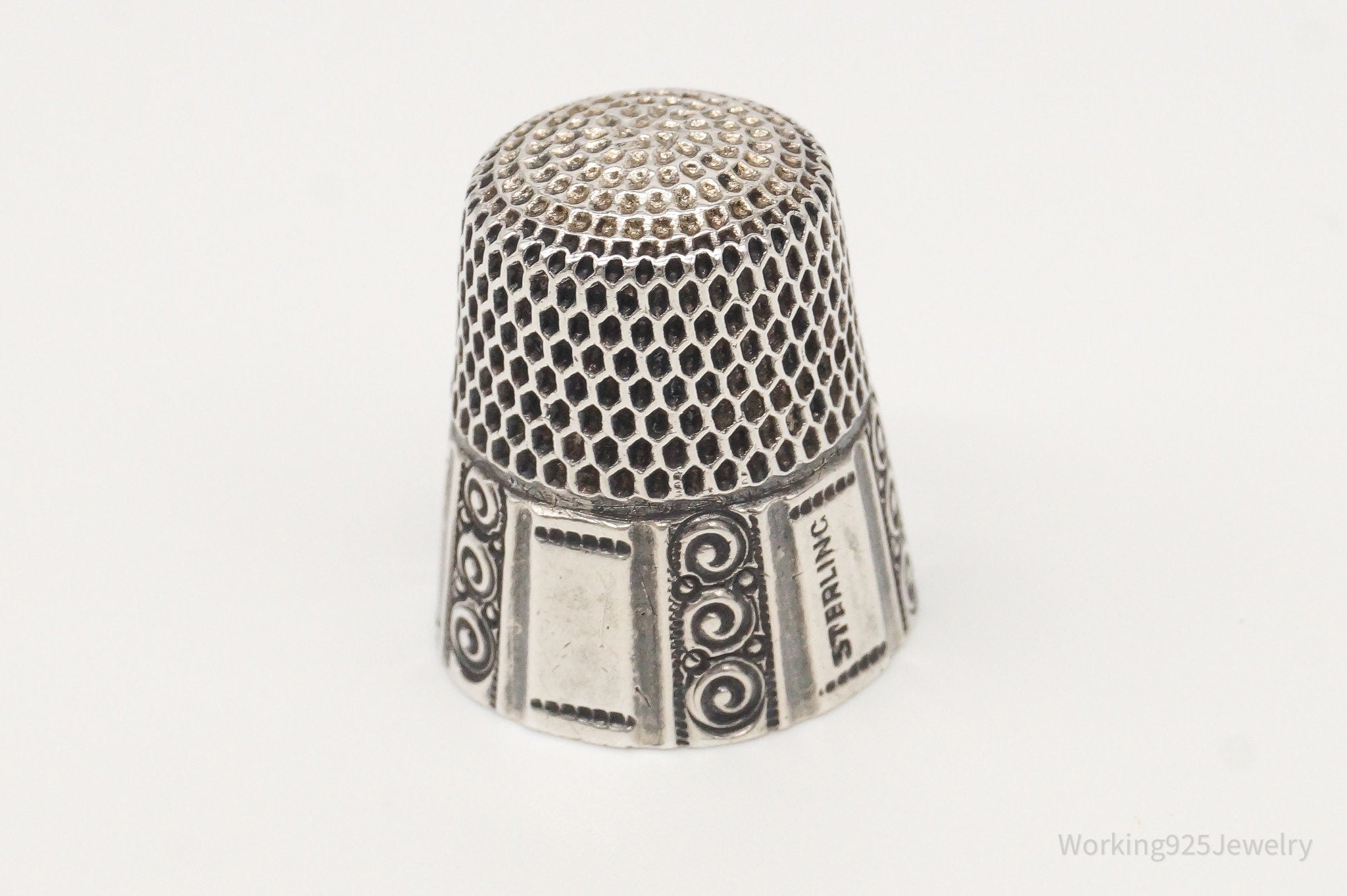 1800s Antique Stern Bros & Company Dome Sterling Silver Thimble