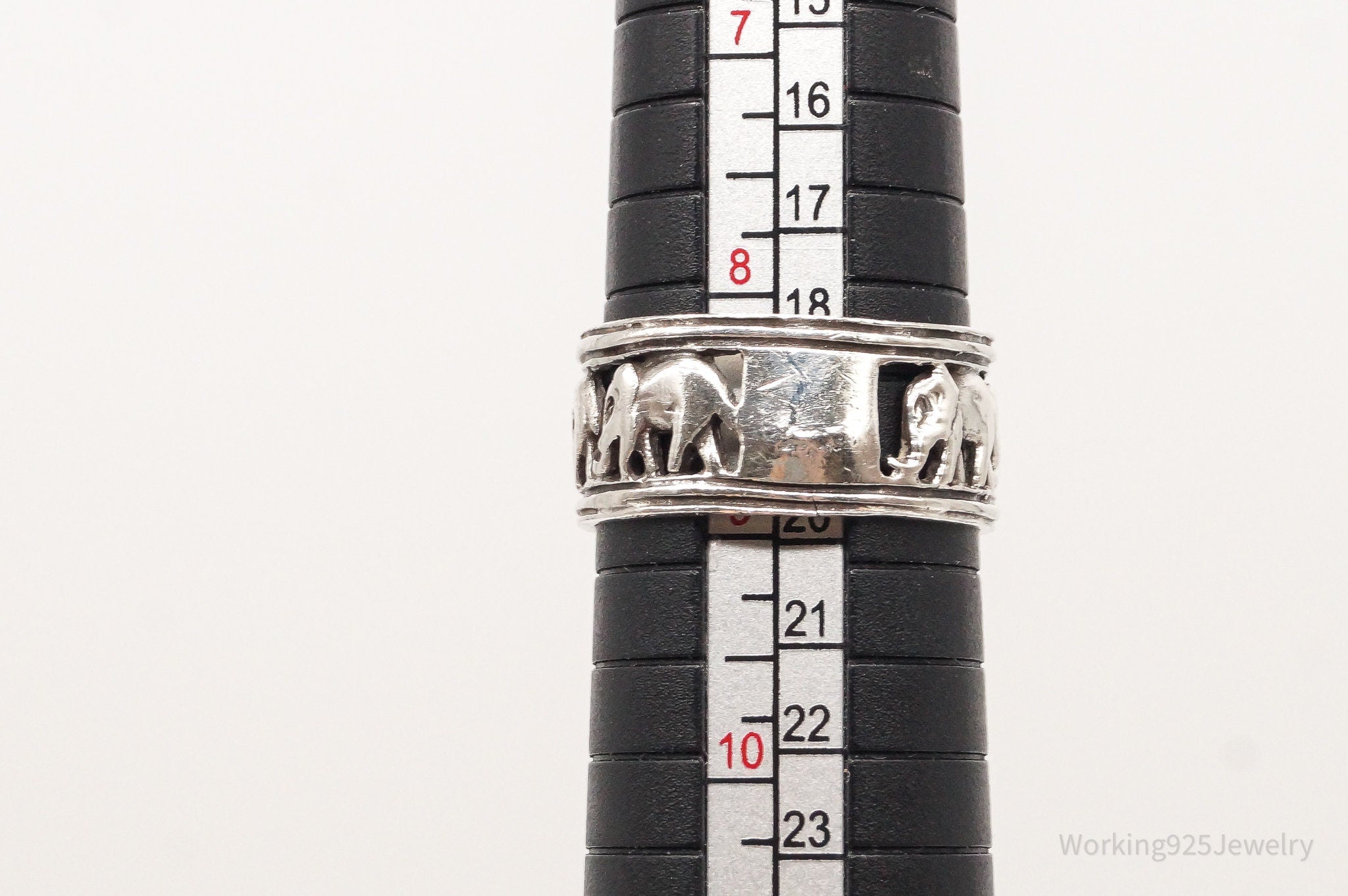 Vintage Elephants Good Luck Sterling Silver Band Ring - Size 8.75