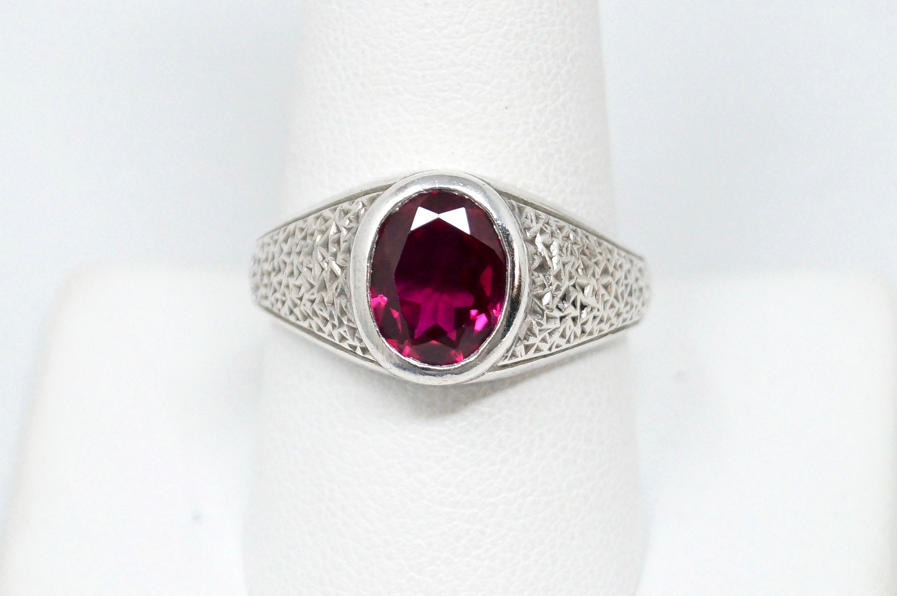 Vintage Designer CMC Large Red Lab Ruby Sterling Silver Ring - Size 10