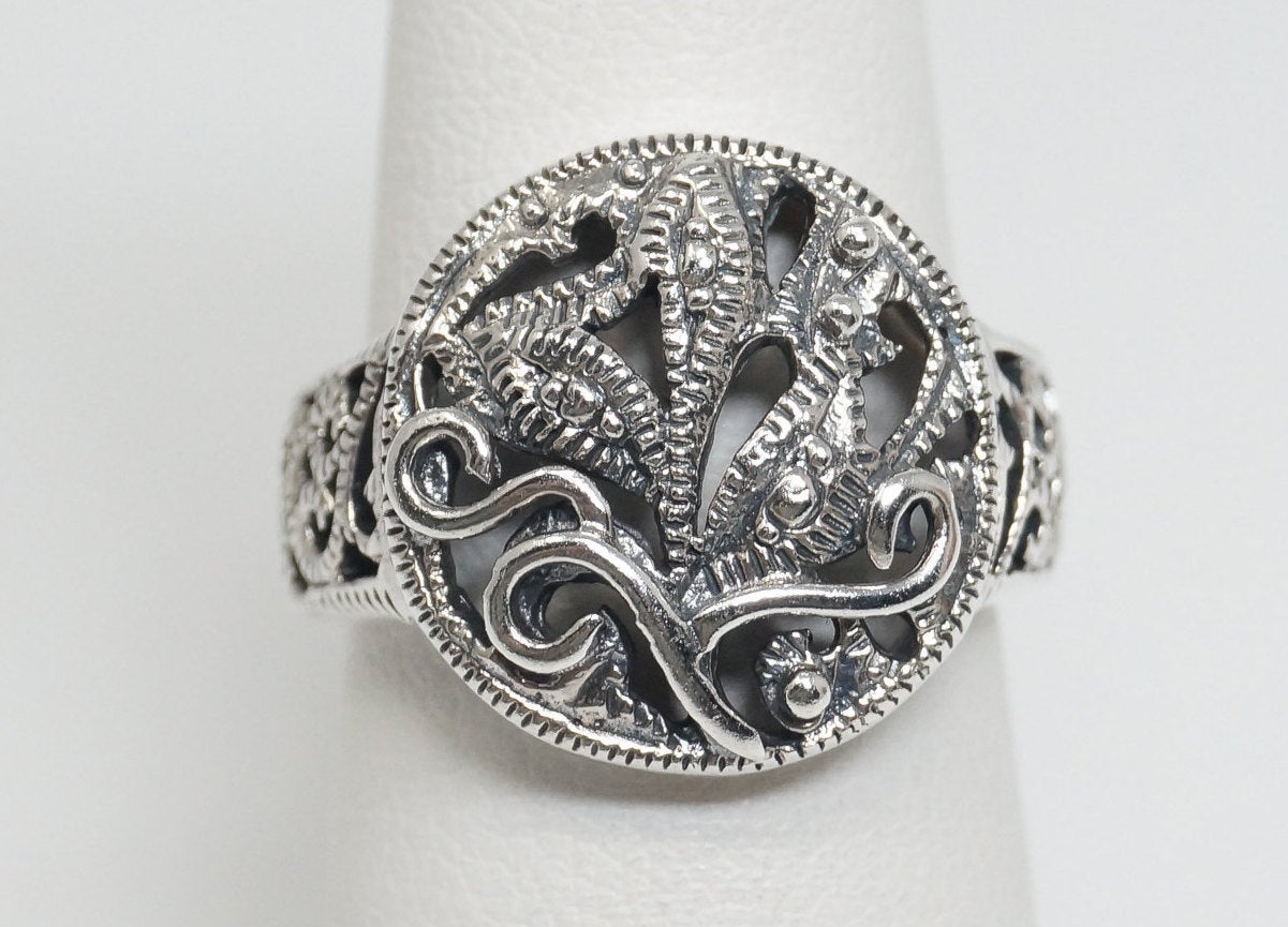 Vintage Floral Motif Cut Out Design Sterling Silver Ring - Sz 6.5