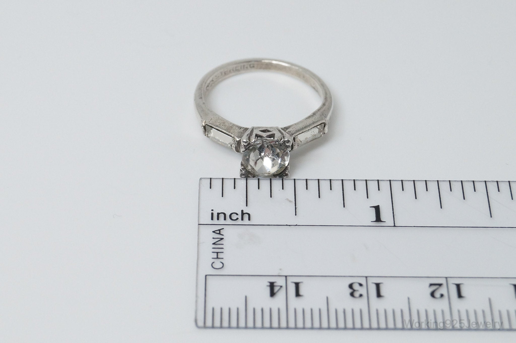 Antique Designer Uncas MFG Co Cubic Zirconia Sterling Silver Ring - Size 5.5