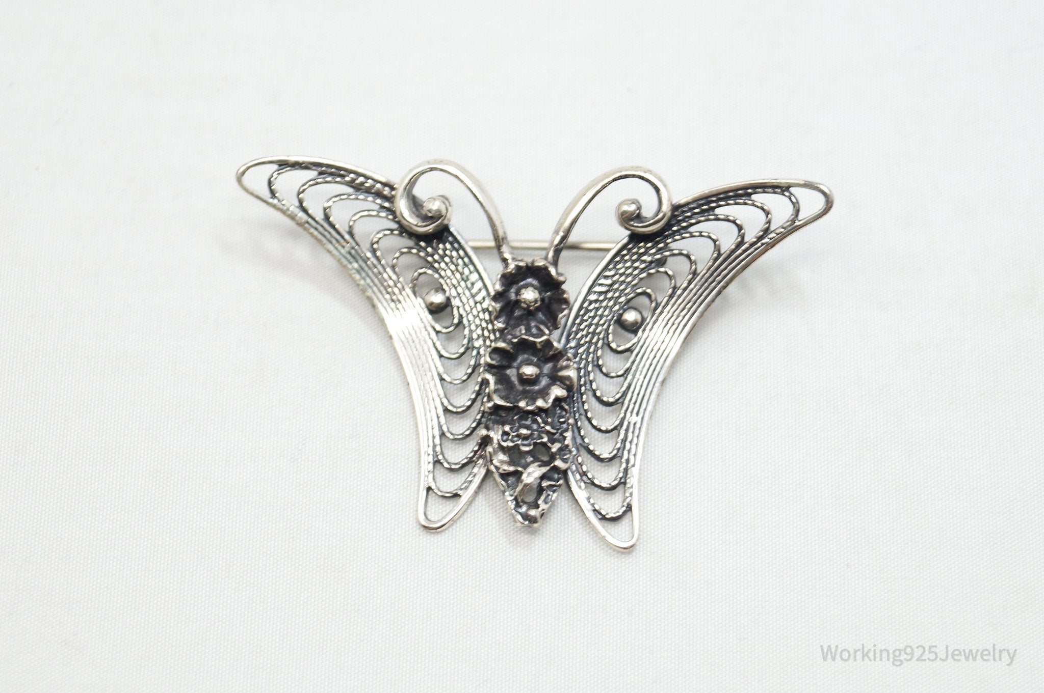 Vintage Designer Beau Filigree Butterfly Modern Sterling Silver Brooch Pin