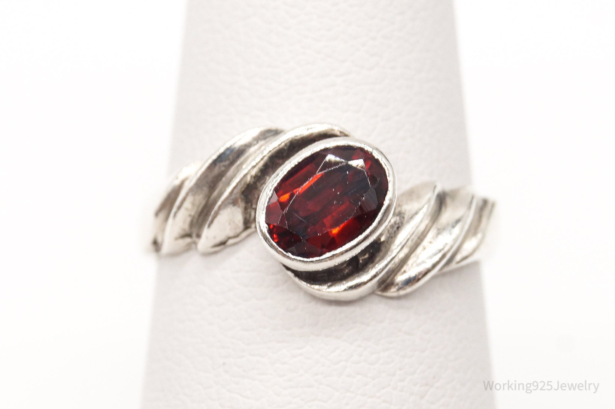 Vintage Garnet Sterling Silver Ring - Size 6.5