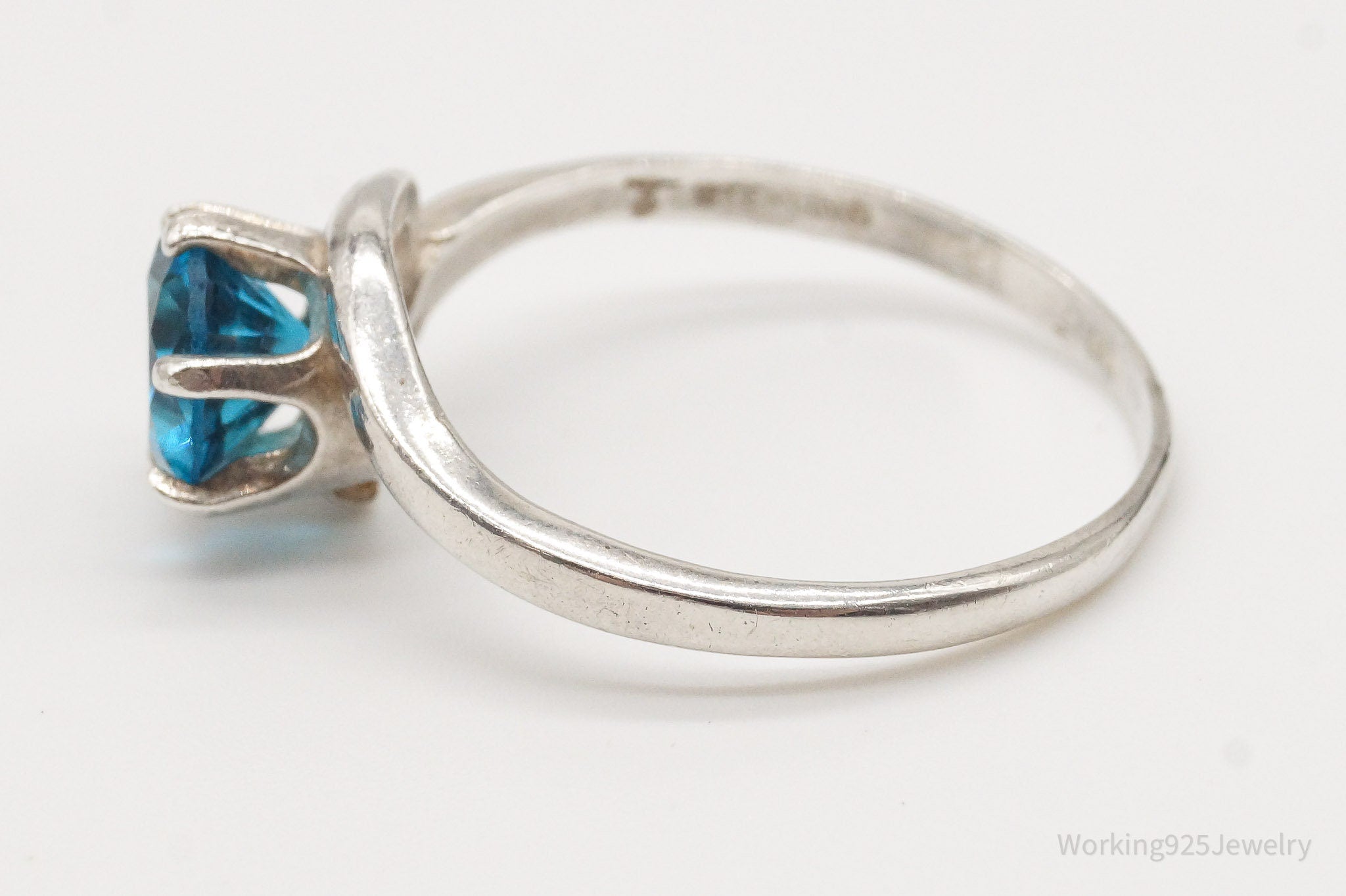 Vintage Blue Topaz Sterling Silver Ring - Size 9