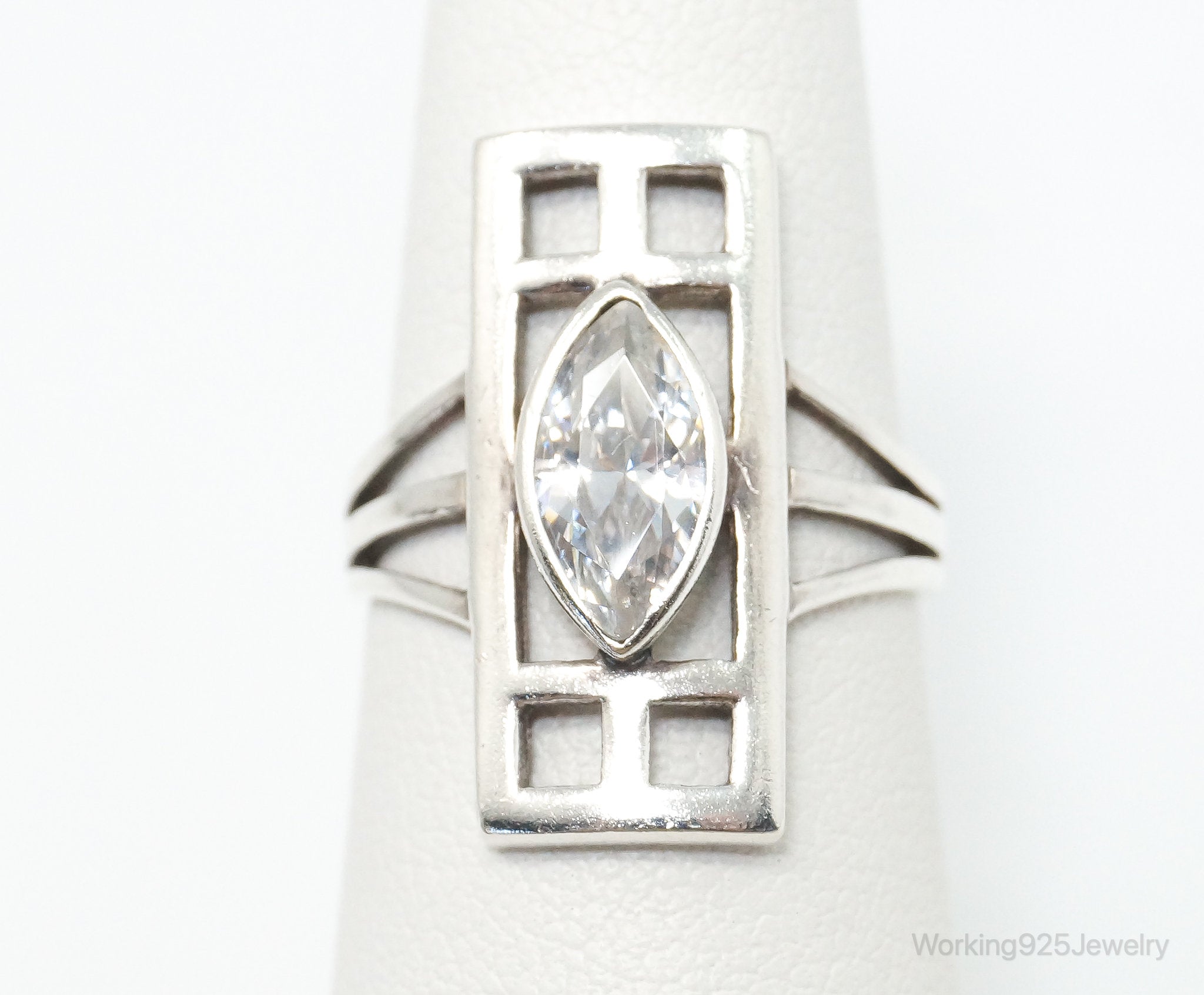 Vintage Cubic Zirconia Art Deco Cut Out Sterling Silver Ring - Size 5.75