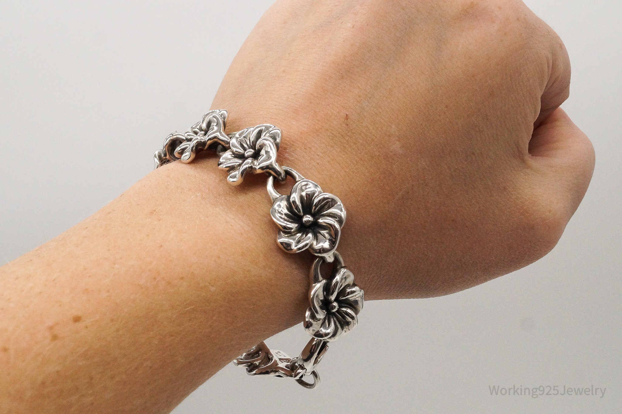 Vintage Blooming Flowers Sterling Silver Bracelet