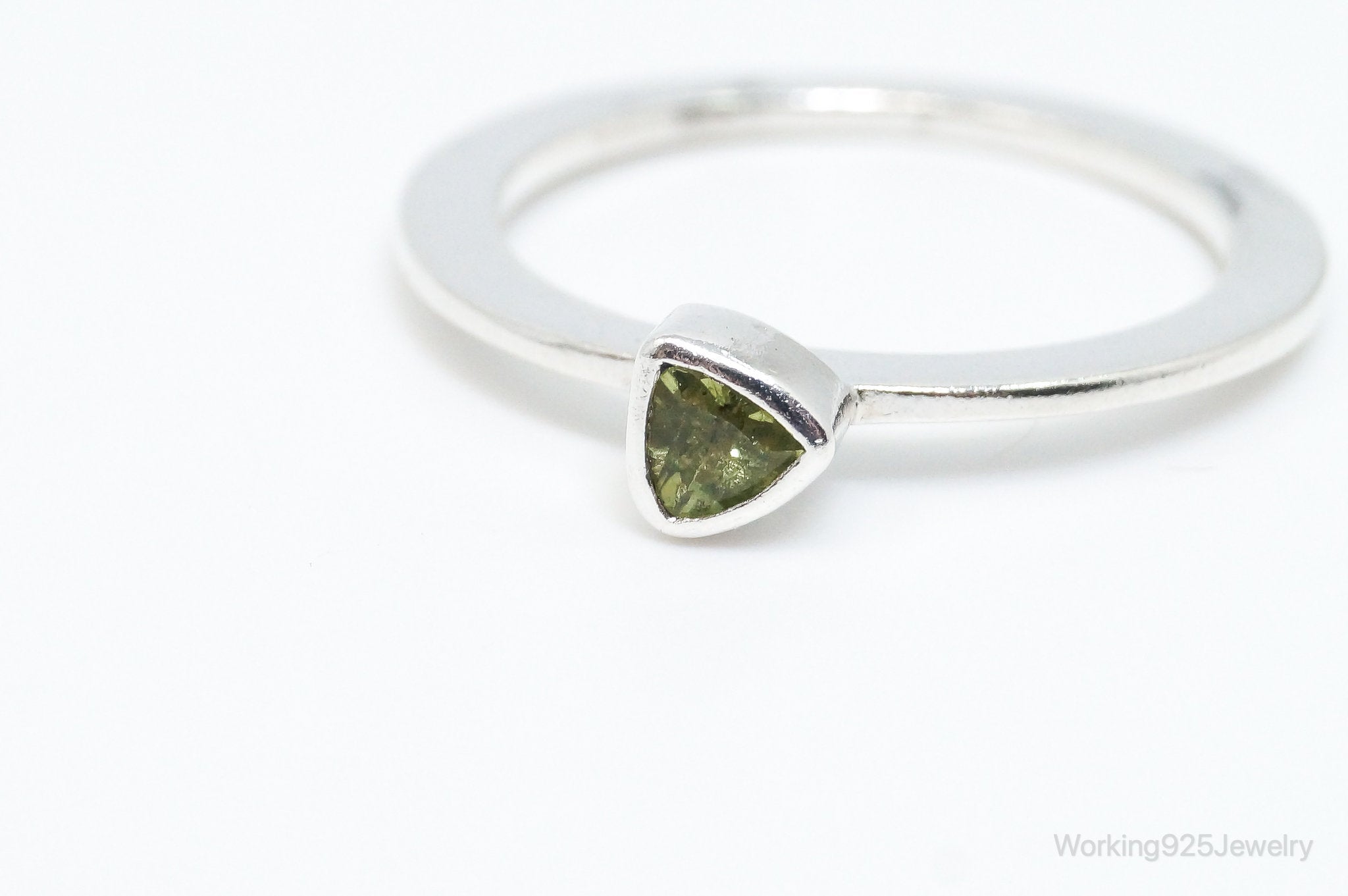 Vintage Green Peridot Sterling Silver Stacker Stackable Ring - SZ 9.5