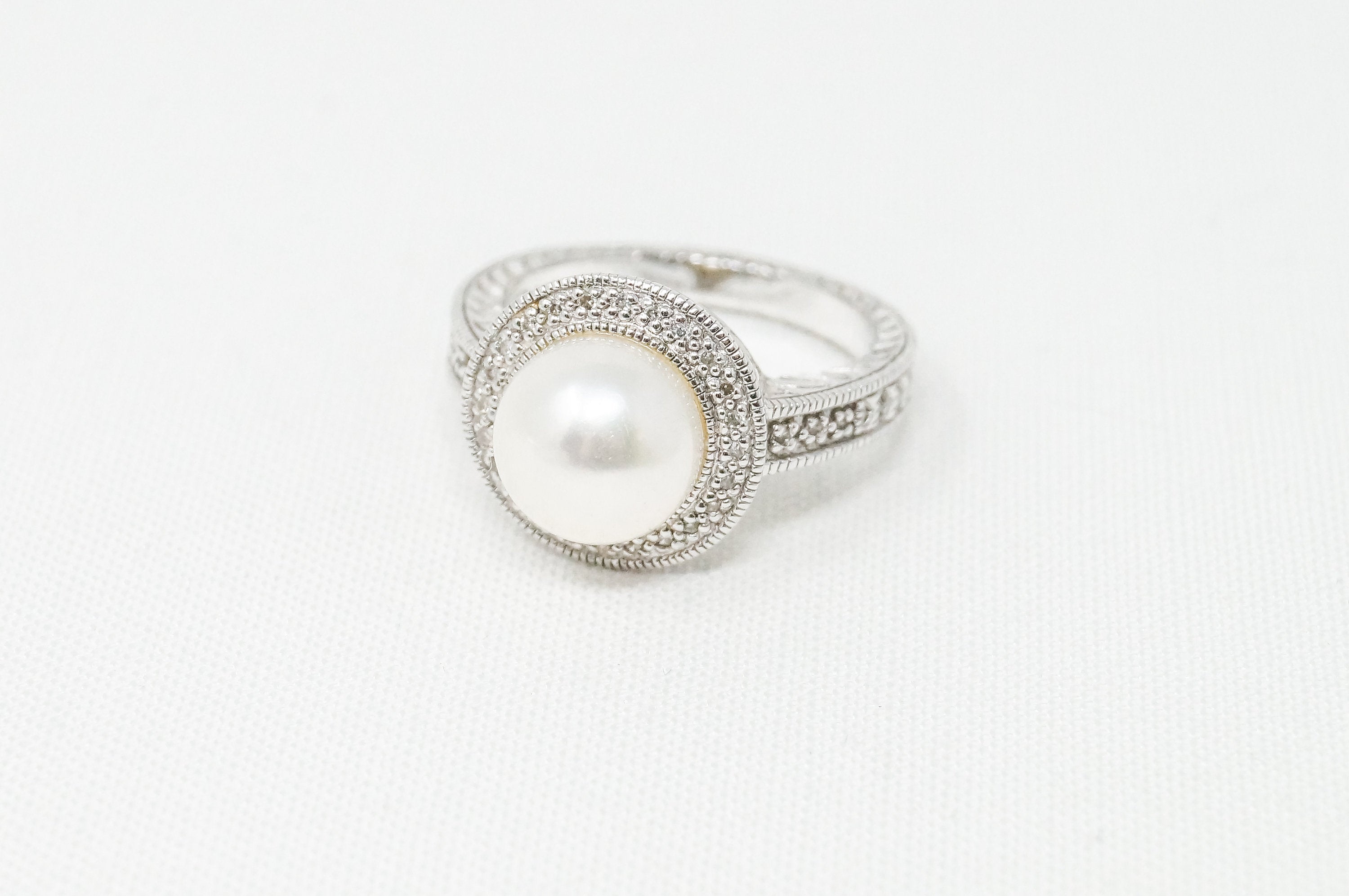 Vintage Designer EA Pearl Cubic Zirconia Sterling Silver Ring - Size 8