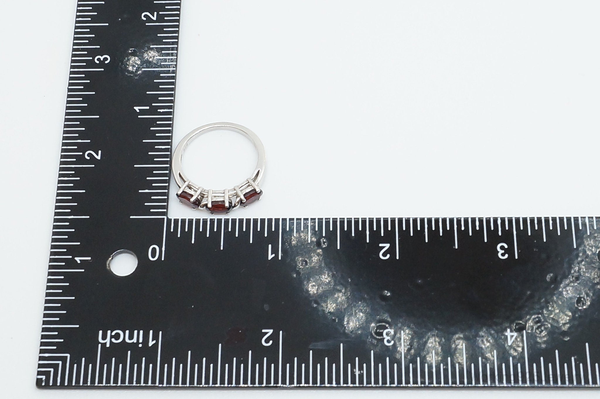 Designer Heng Ngai Garnet Sterling Silver Ring - Size 7