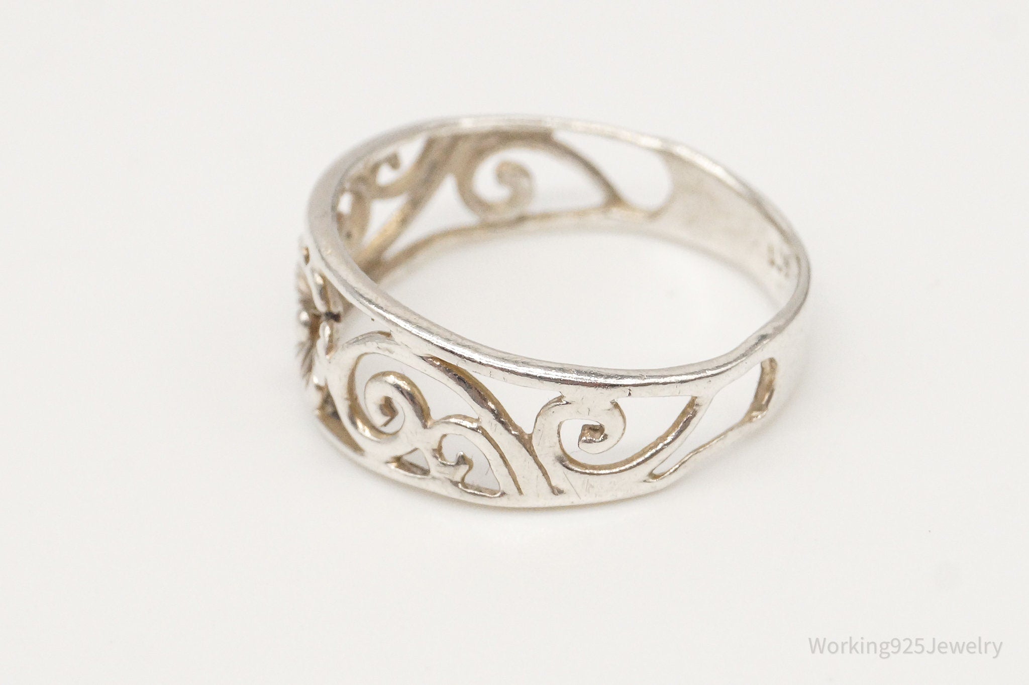 Vintage Flower Sterling Silver Band Ring - Size 6