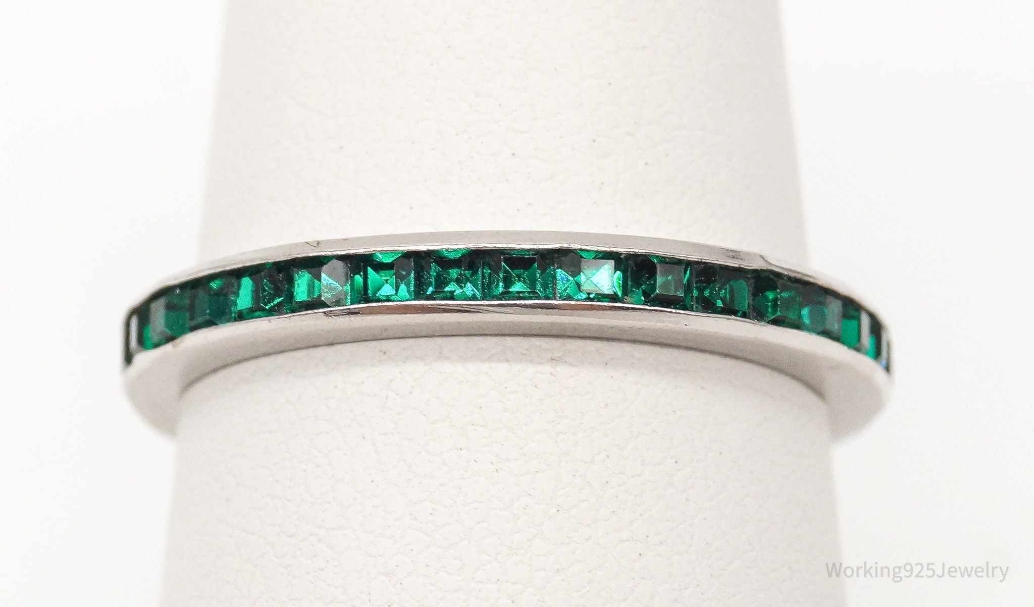 Vintage Green Crystal Sterling Silver Band Ring - Size 8