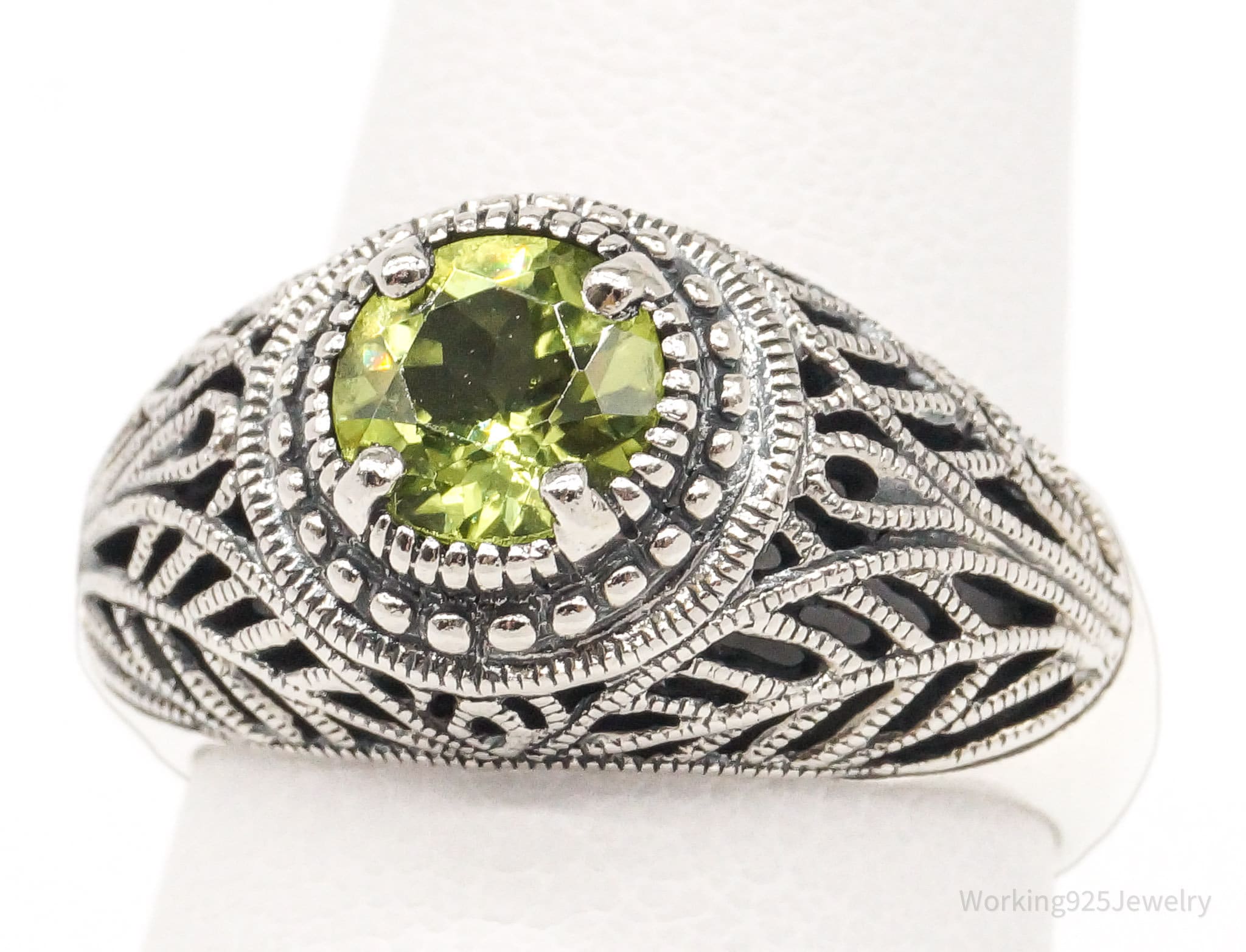 Vintage CNA Peridot Filigree Sterling Silver Ring - Size 6