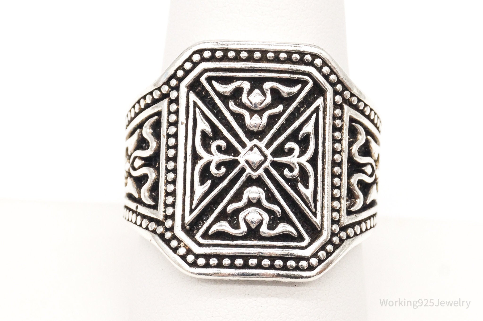 Vintage Celtic Design Sterling Silver Band Ring - Size 9.25