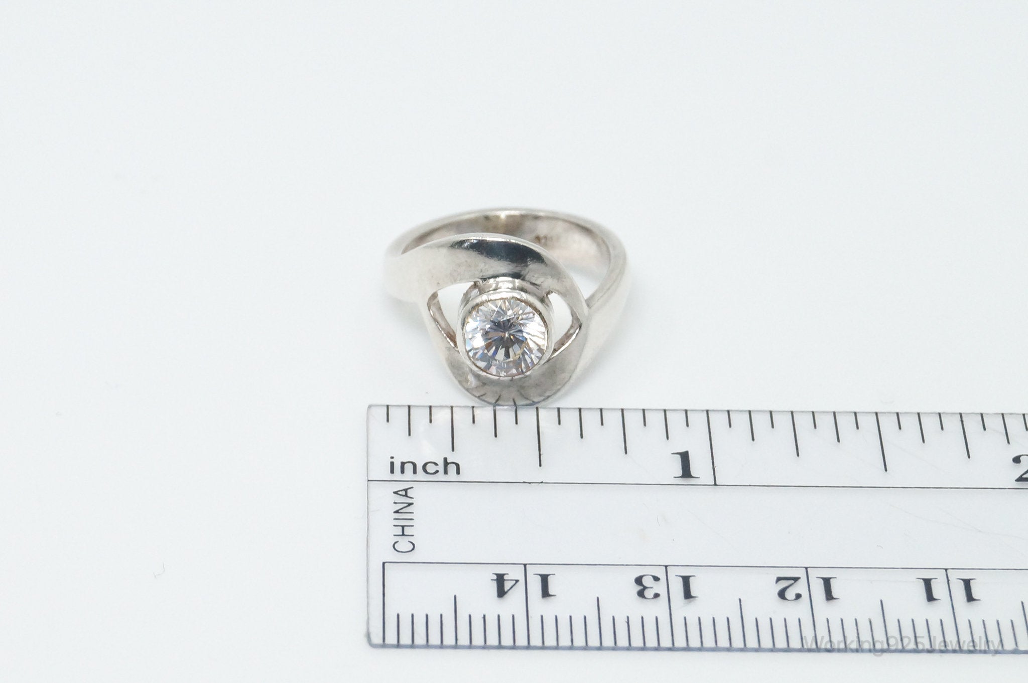 Vintage Cubic Zirconia Sterling Silver Ring - Size 5