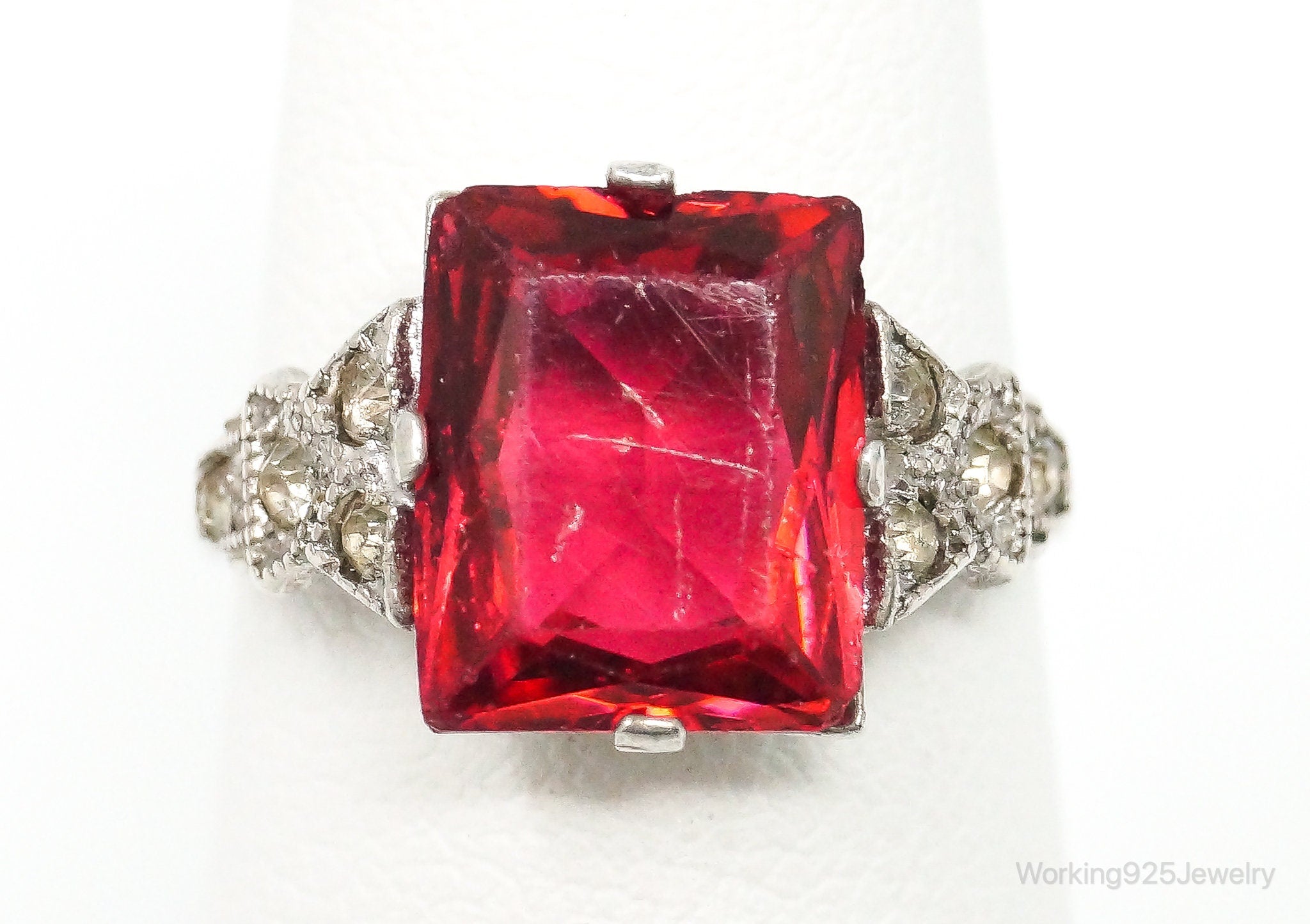 Antique Designer Uncas Red Art Glass Rhinestone Sterling Silver Ring - Size 5