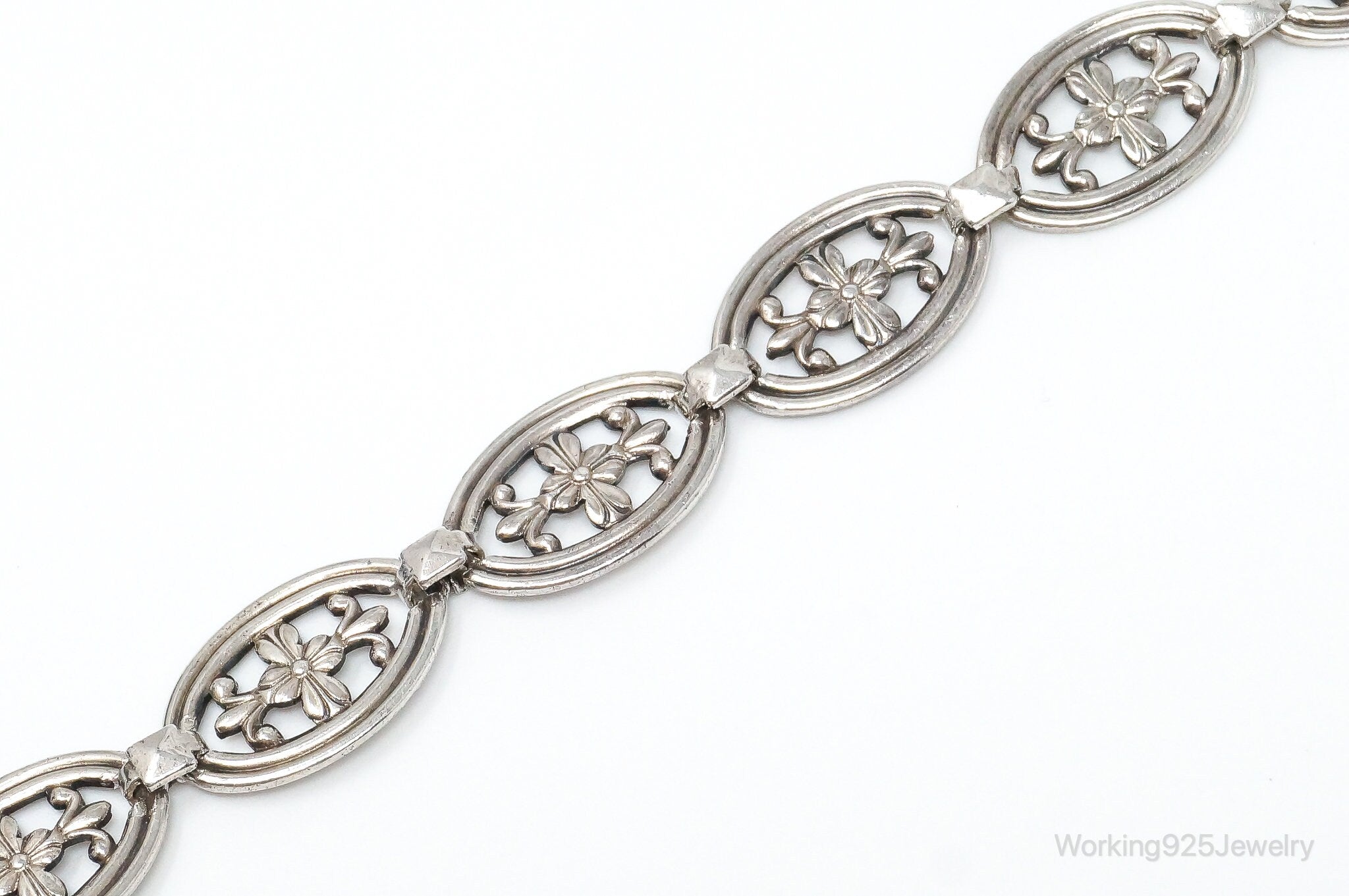 Antique Sterling Silver Floral Pattern Bracelet