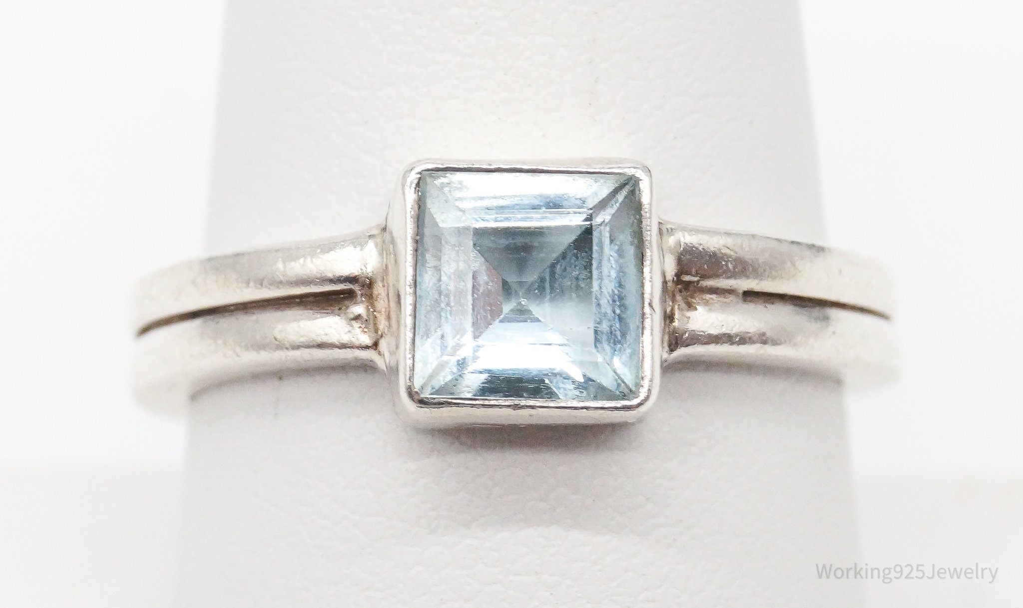 Vintage Blue Topaz Sterling Silver Ring - Size 8.25