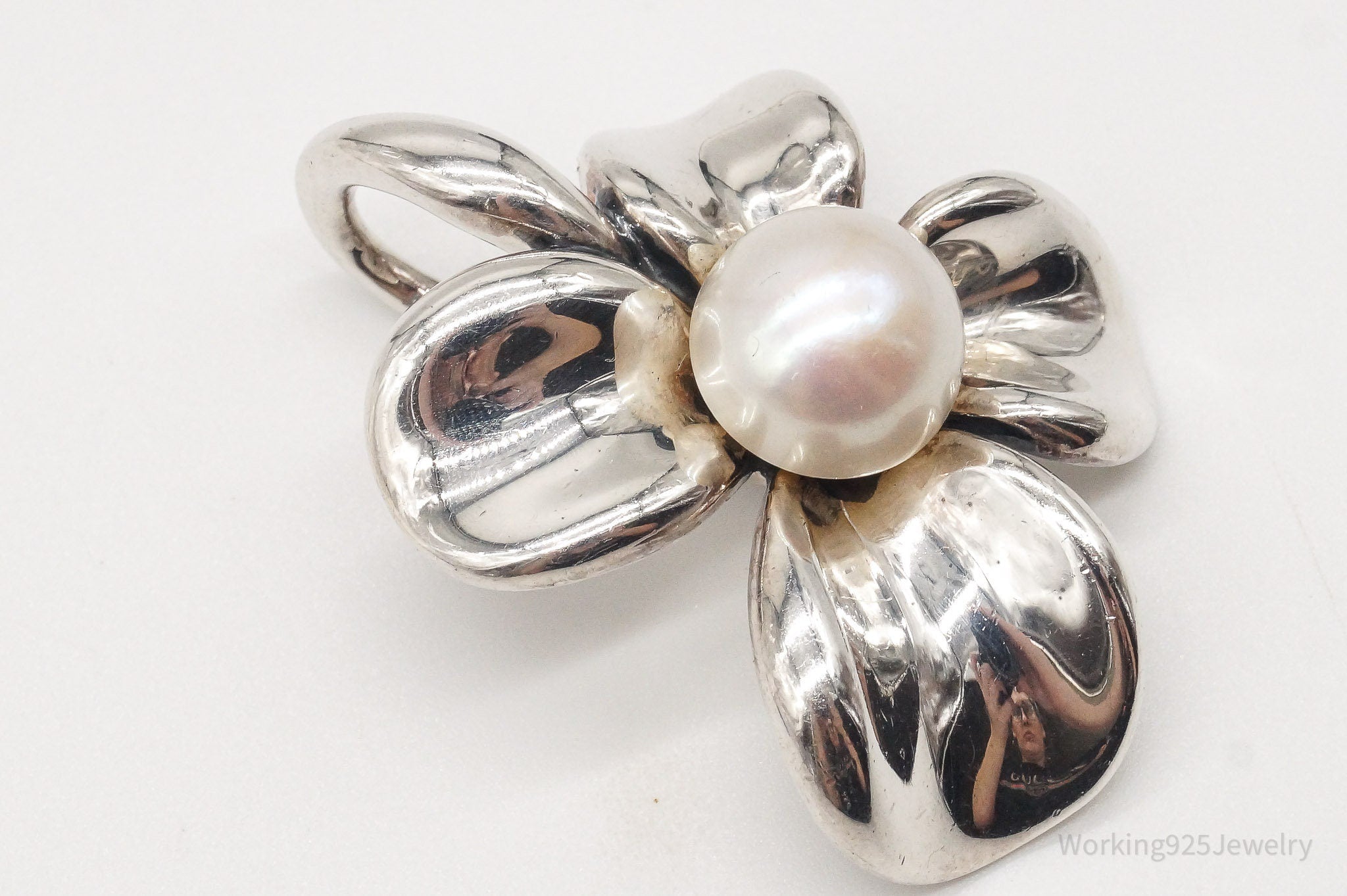 Large Vintage Designer Ann King Pearl Sterling Silver Flower Pendant