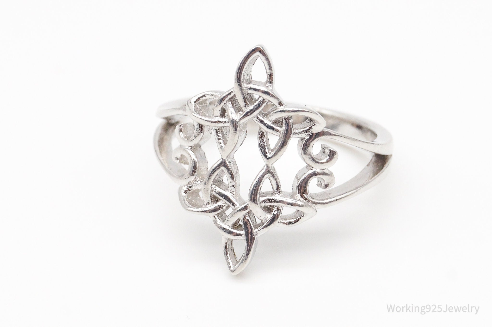 Vintage Celtic Knot Design Sterling Silver Ring - Size 6.25