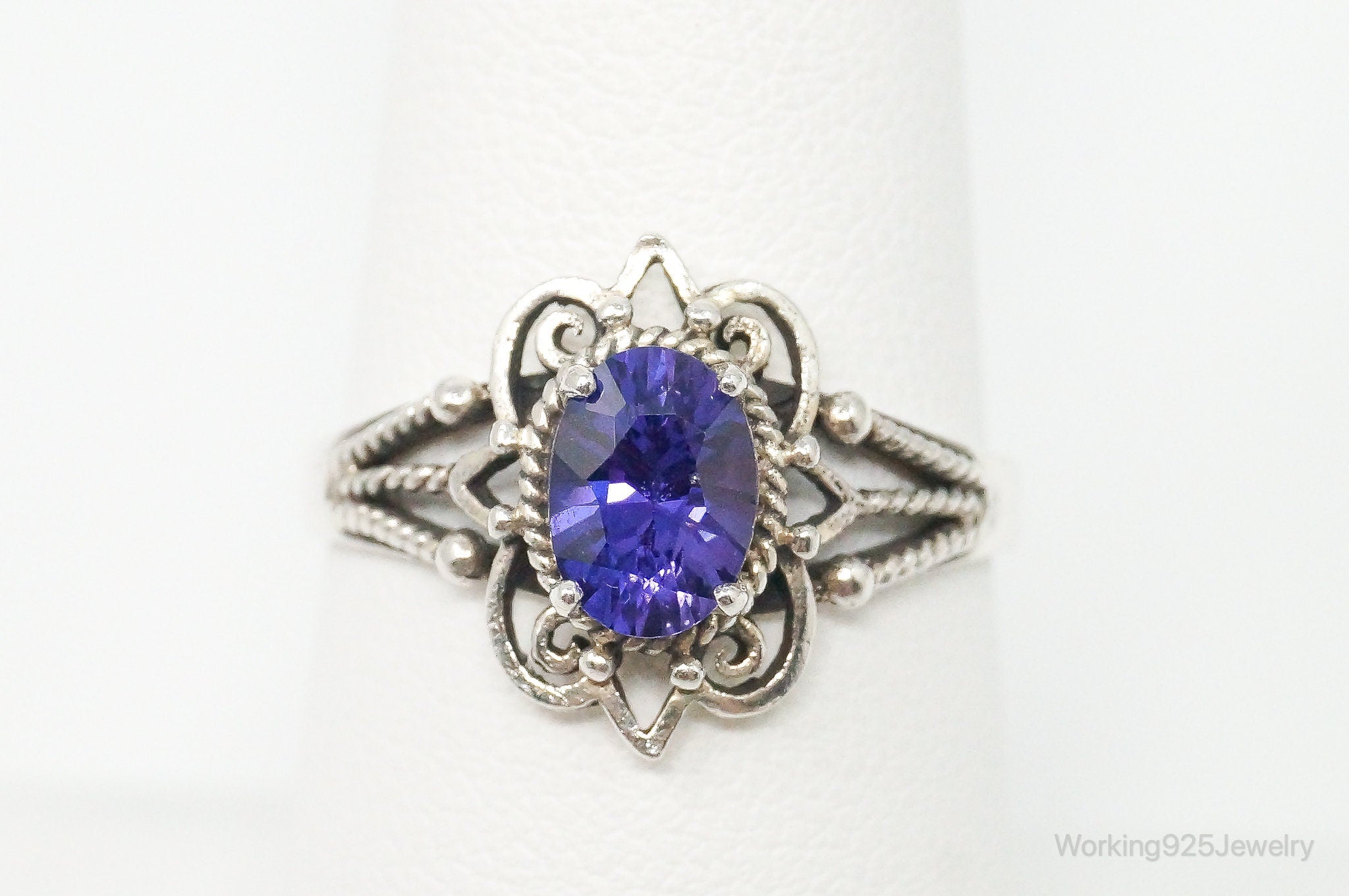 Vintage Amethyst Sterling Silver Ring - Size 8